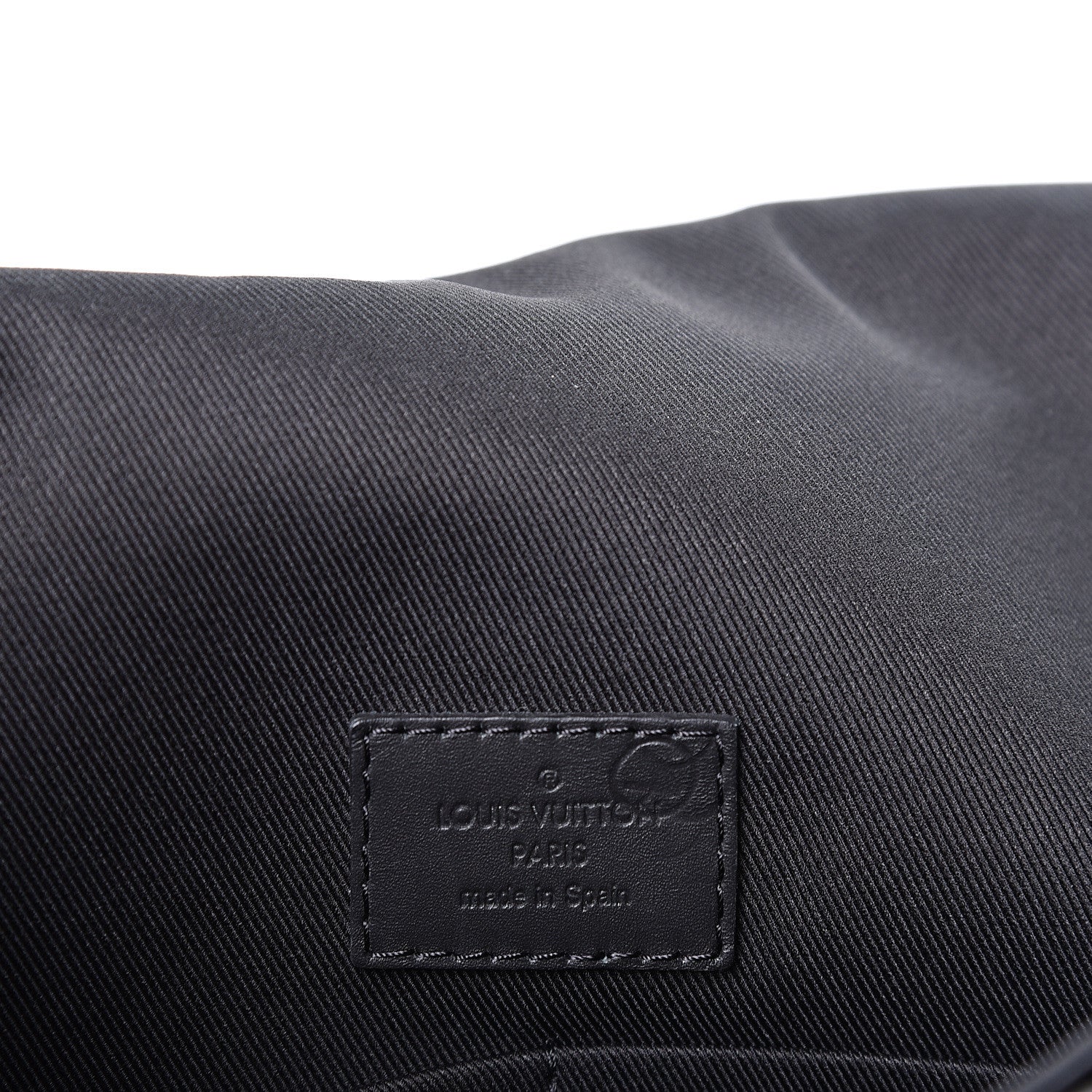 Louis Vuitton Damier Infini District MM Onyx 5 of 9