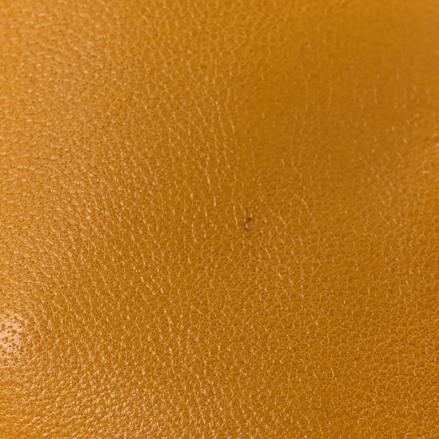 Lambskin Paris Drawstring Pouch Saffran