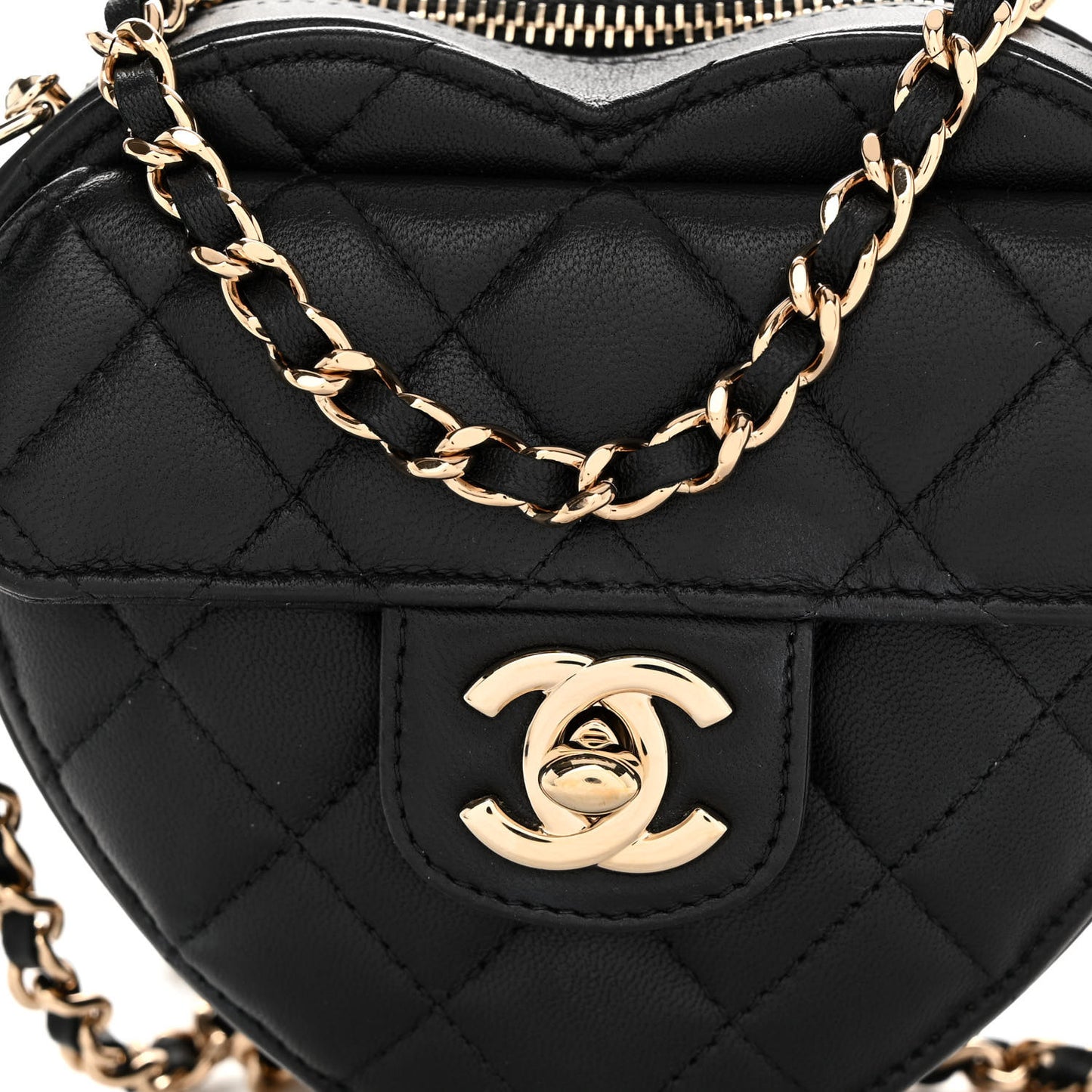 Lambskin Quilted CC In Love Heart Clutch With Chain Black