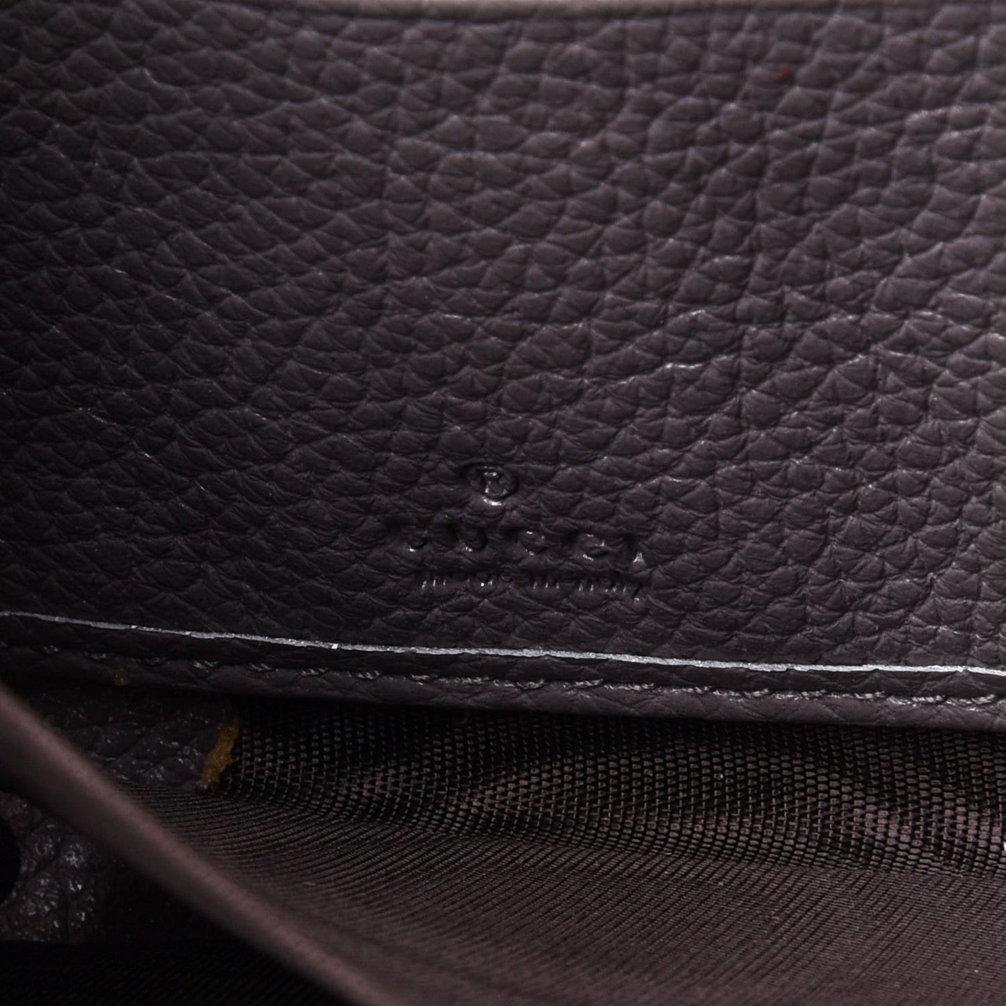 Grainy Calfskin Zumi Zip Around Wallet Dusty Grey