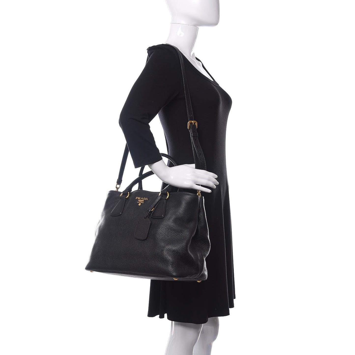 Vitello Daino Tote Black