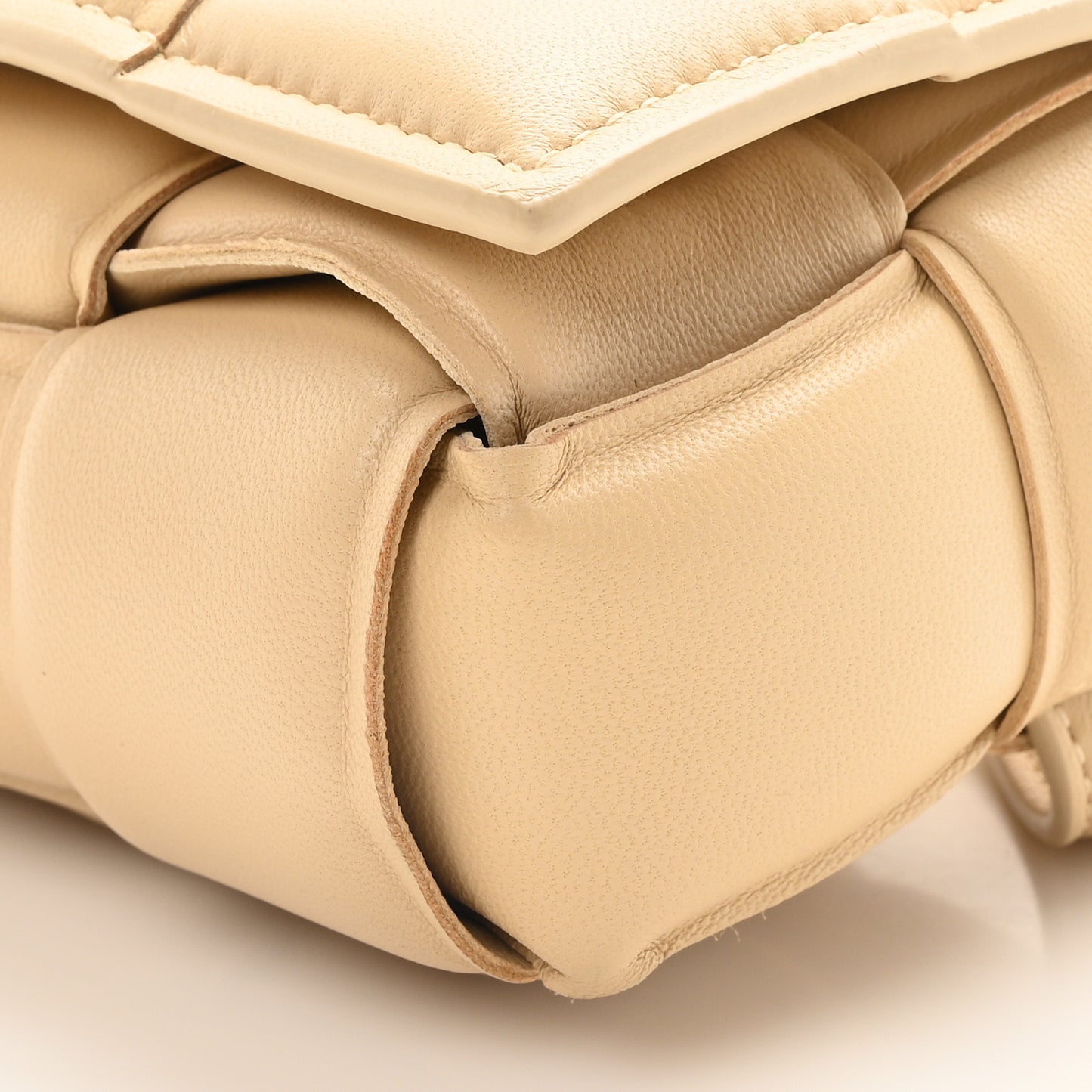 Nappa Maxi Intrecciato Padded The Belt Cassette Bag Porridge