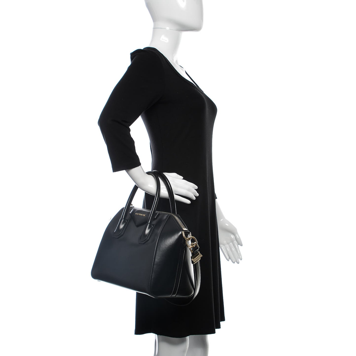 Shiny Lord Calfskin Small Antigona Black
