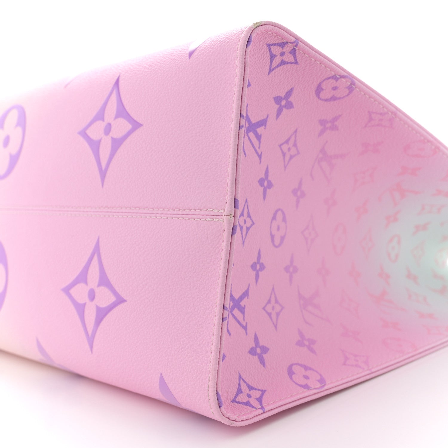 Louis Vuitton Monogram Giant Spring In The City Onthego GM Sunrise Pastel 9 of 14