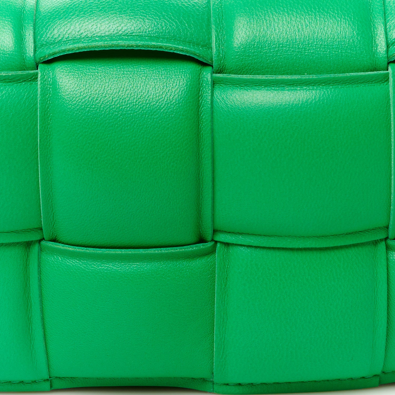 Bottega Veneta Nappa Maxi Intreccio Padded The Belt Cassette Bag Parakeet 9 of 11