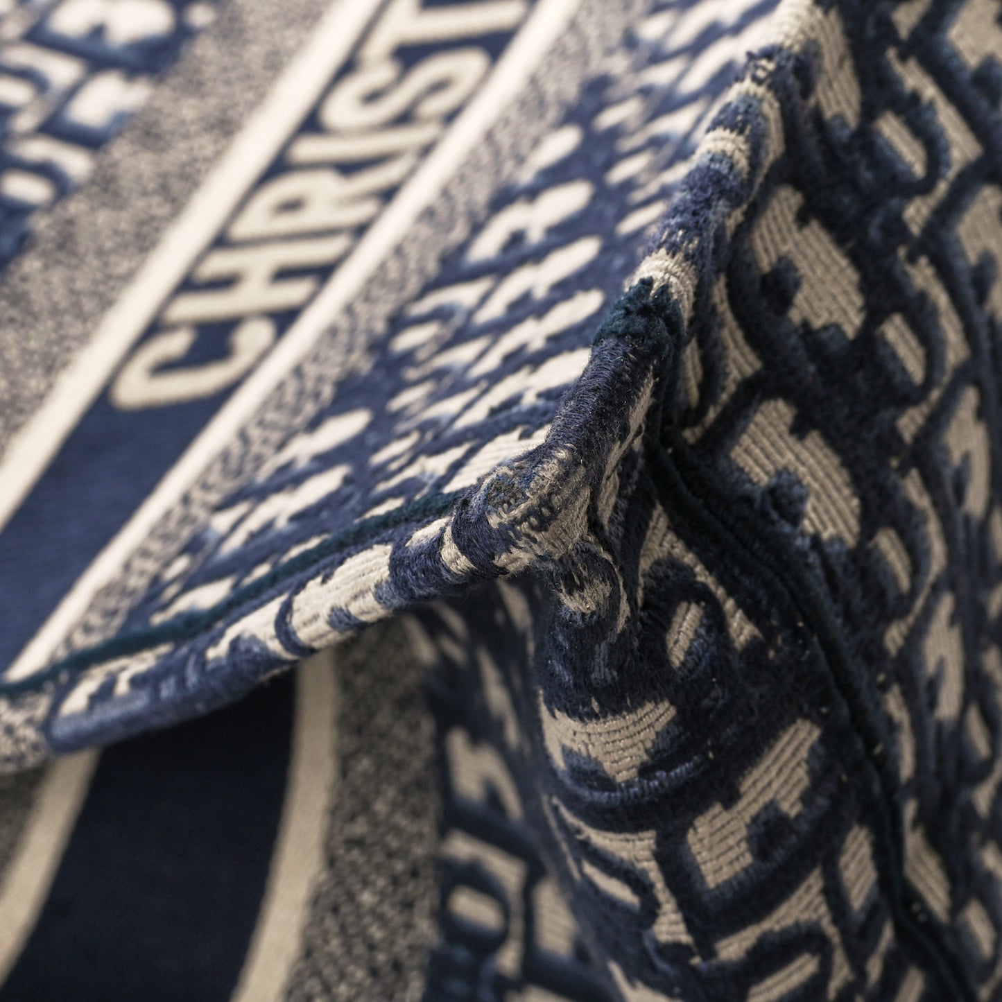 Oblique Medium Book Tote Blue Multicolor