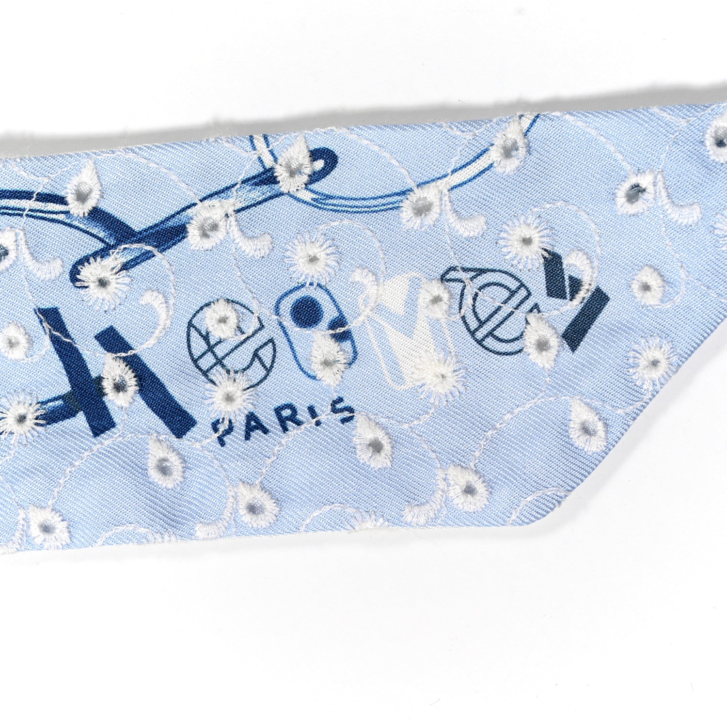 Hermes Silk Embroidered Do Re Boucles Broderie Anglaise Twilly Bleu White Marine 2 of 4
