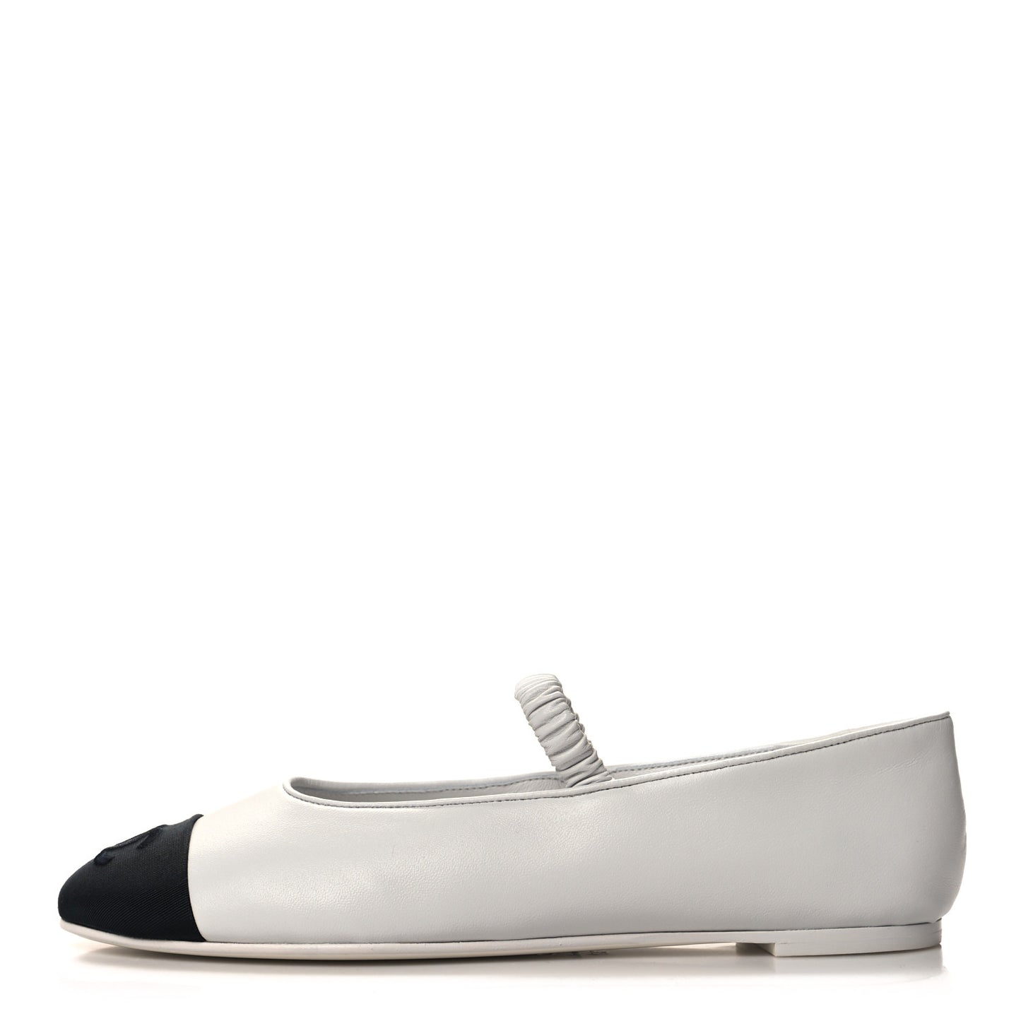 Lambskin Knit Grosgrain Cap Toe CC Ballerina Flats With Leg Warmers 37 White Black