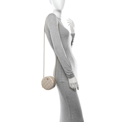 Chanel Iridescent Lambskin Quilted Round Clutch With Chain Ivory 2 of 11