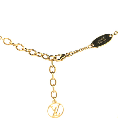 Louis Vuitton Essential V Necklace Gold 4 of 7