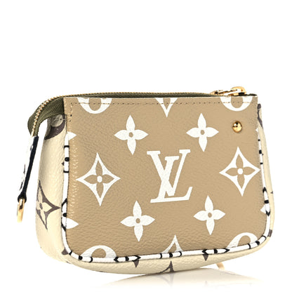 Louis Vuitton Monogram Giant Micro Pochette Accessories Kaki White 3 of 8