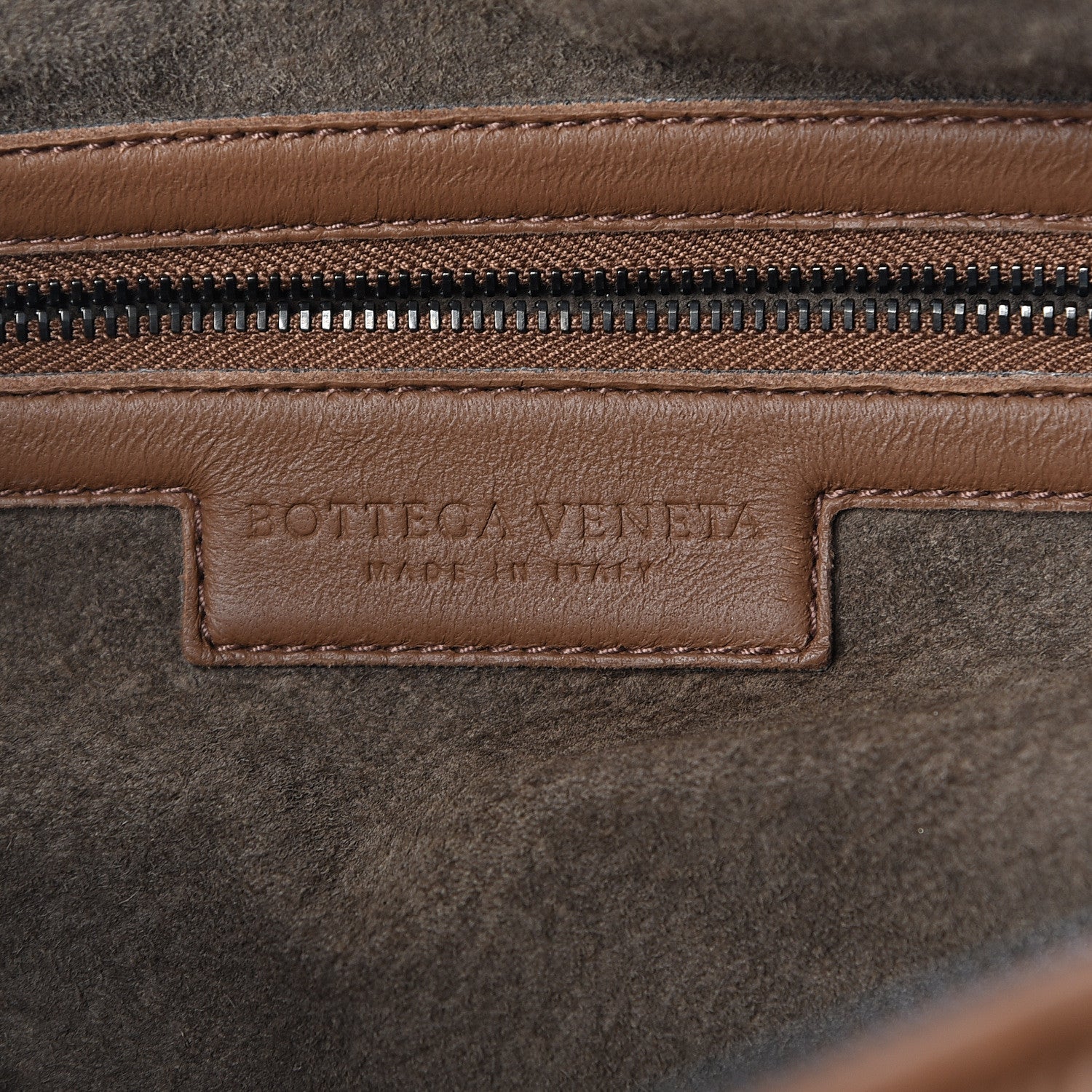 Bottega Veneta Nappa Intrecciato Montaigne Bag Noce 6 of 11