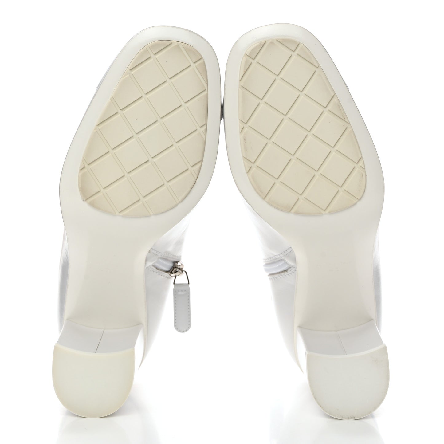 Crumpled Calfskin Cap Toe Chain Short Boots 40 White