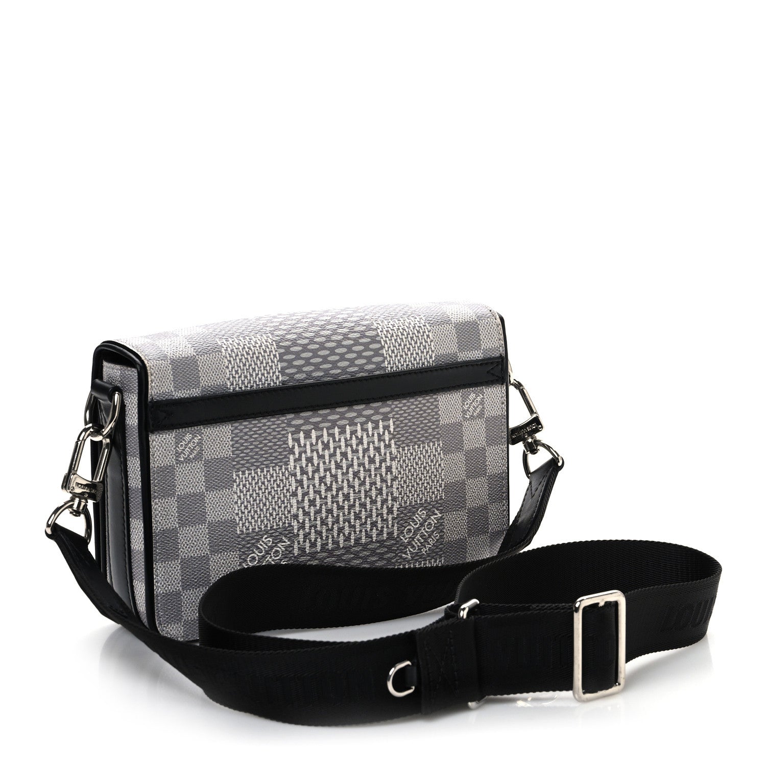 Louis Vuitton Damier Graphite 3D Studio Messenger Antarctica 3 of 9