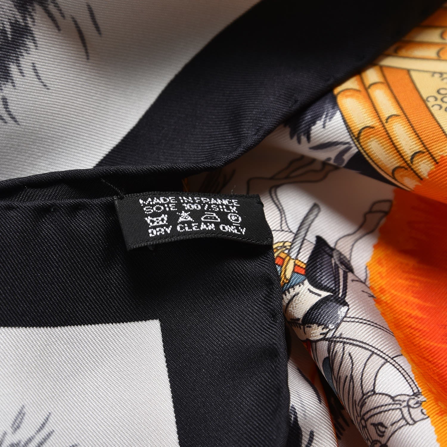 Hermes Silk Casques Et Plumets Scarf 90 Noir Blanc Vieil Or 6 of 6