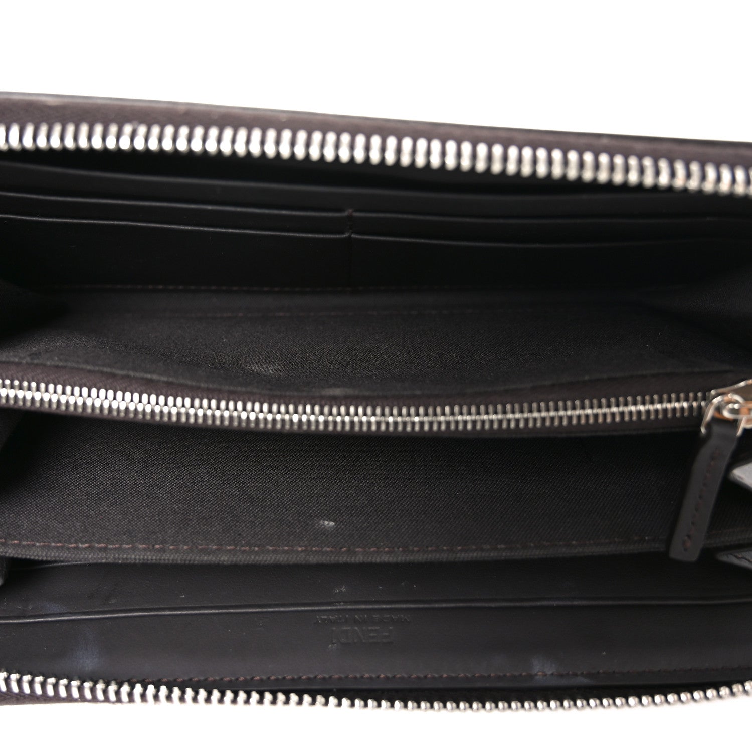 Fendi Vitello King Tamponato Logo Embossed Zip Around Wallet Cuoio 5 of 7
