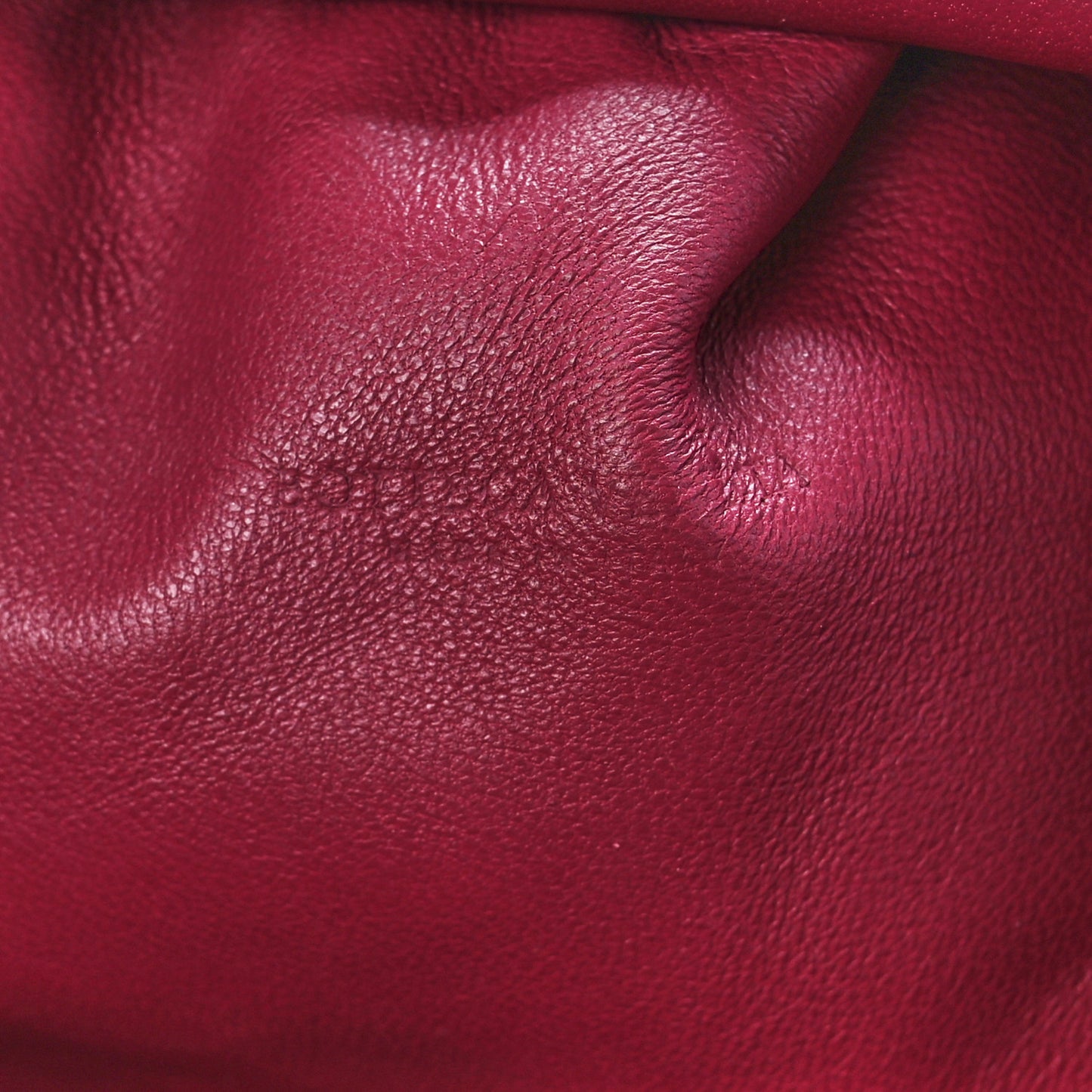 Nappa Intrecciato The Mini Pouch Amaranto