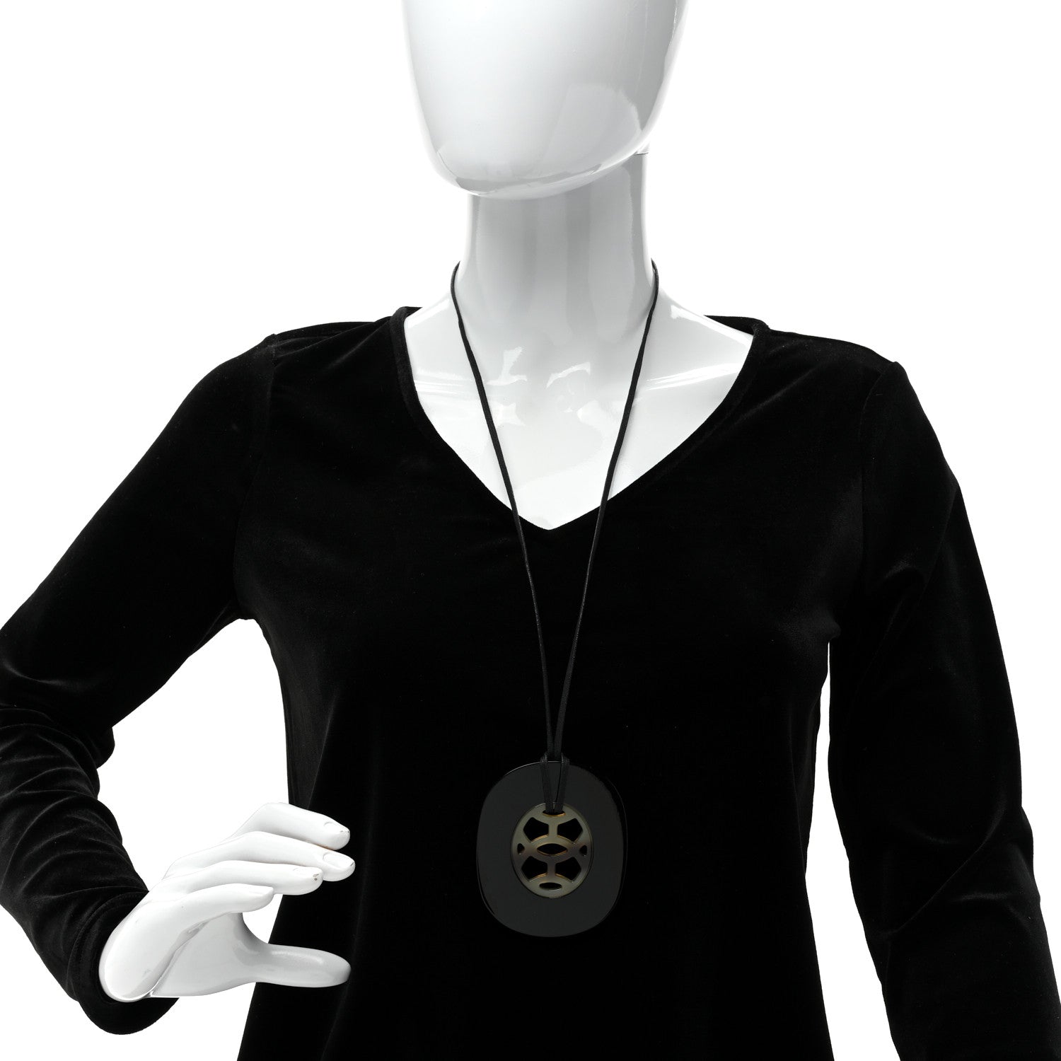 Hermes Buffalo Horn Lacquer Lift Necklace PM Black 2 of 5