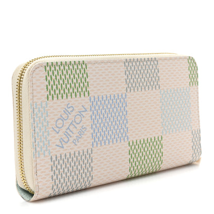 Louis Vuitton Damierlicious Zippy Wallet Pistachio Green 3 of 14