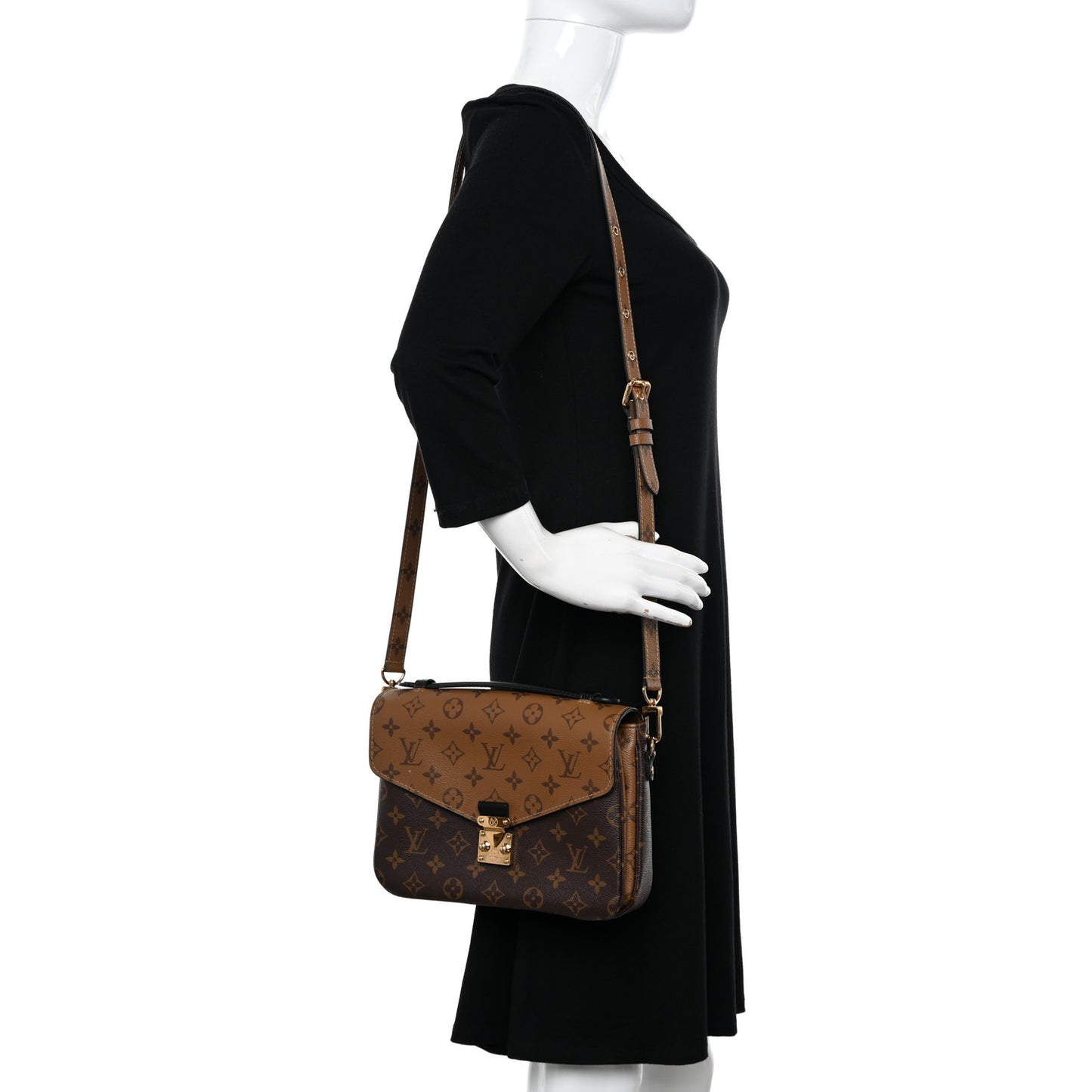 Reverse Monogram Pochette Metis
