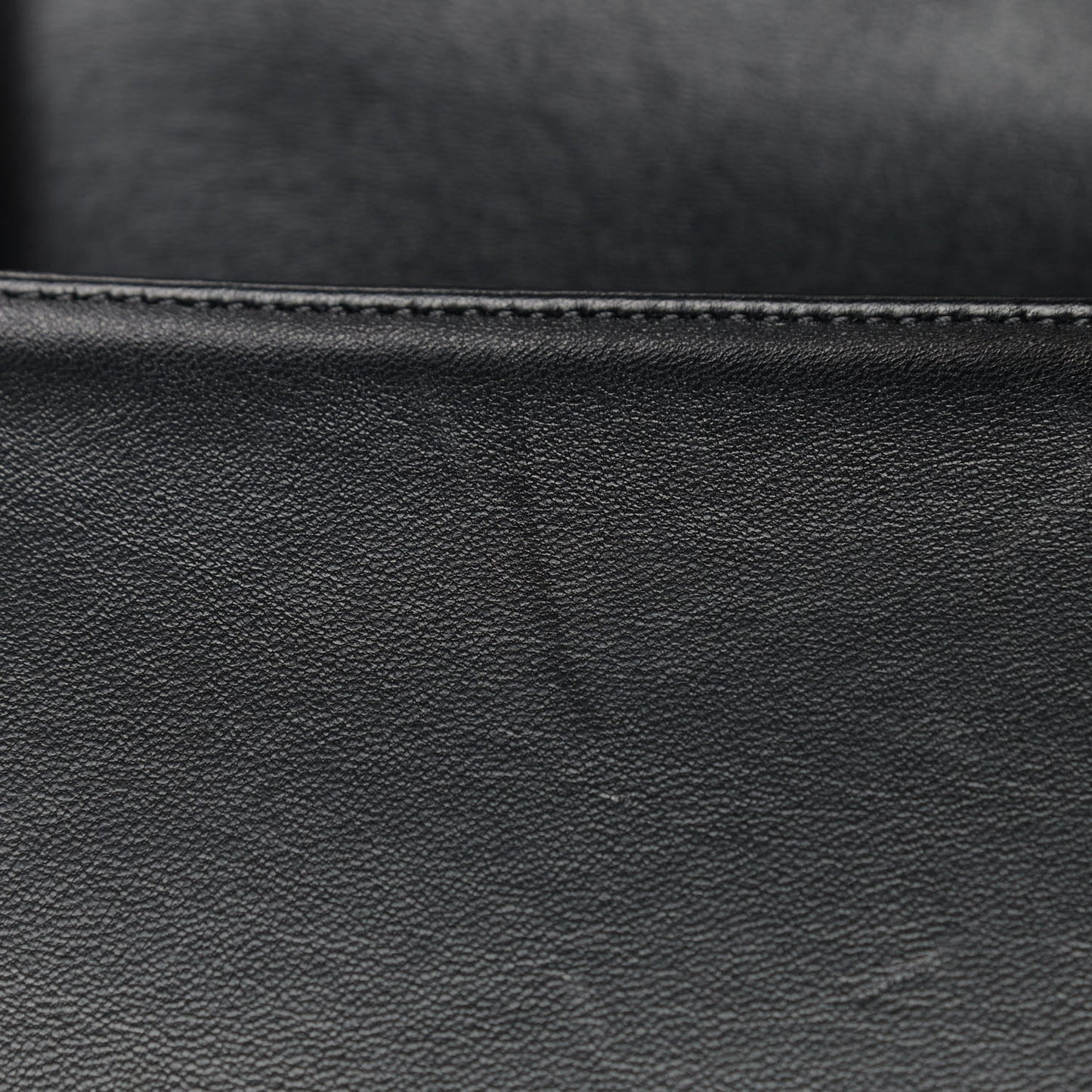 Lambskin Chevron Quilted Medium Boy Flap Black