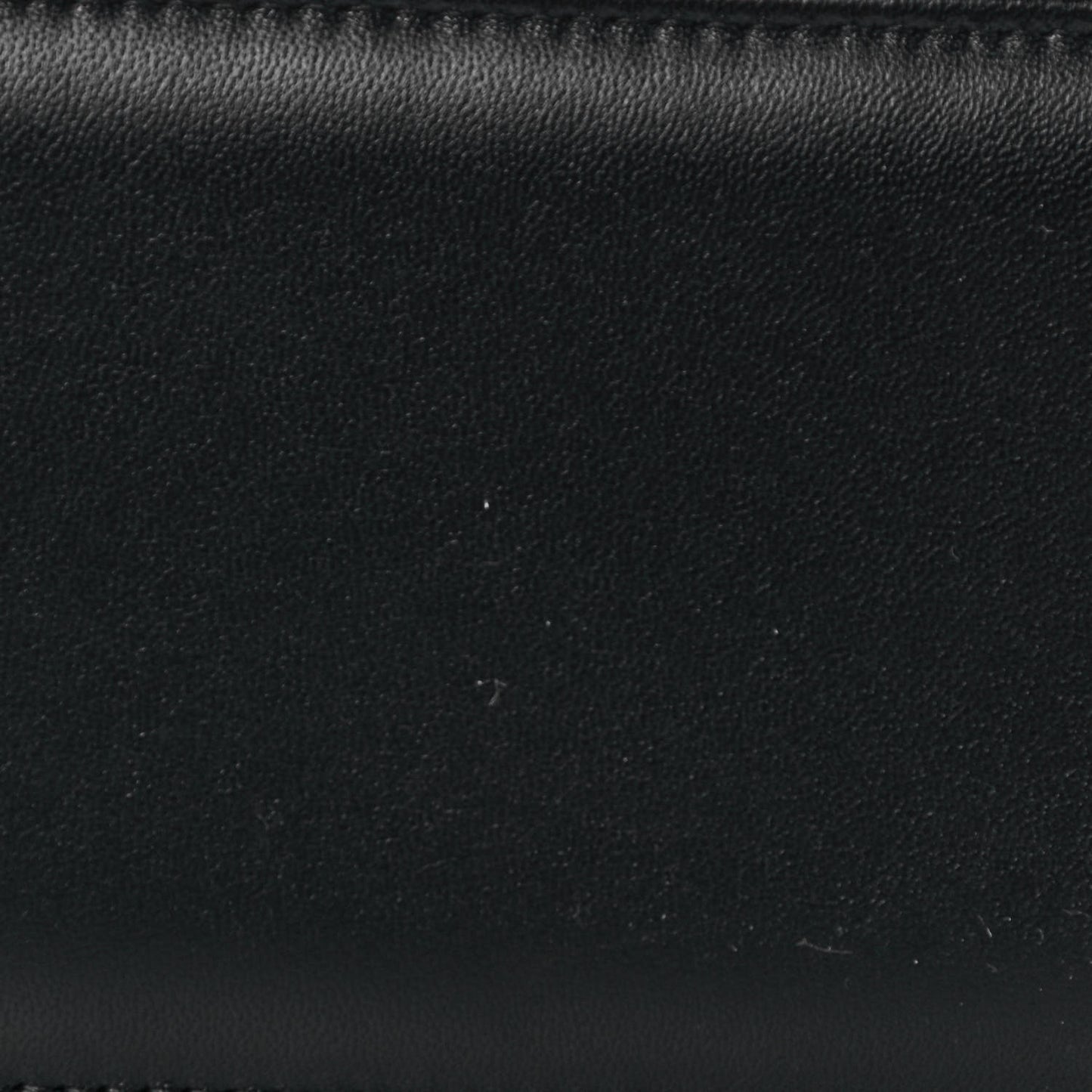 Lambskin Quilted Small Top Handle Vanity Case With Chain Black