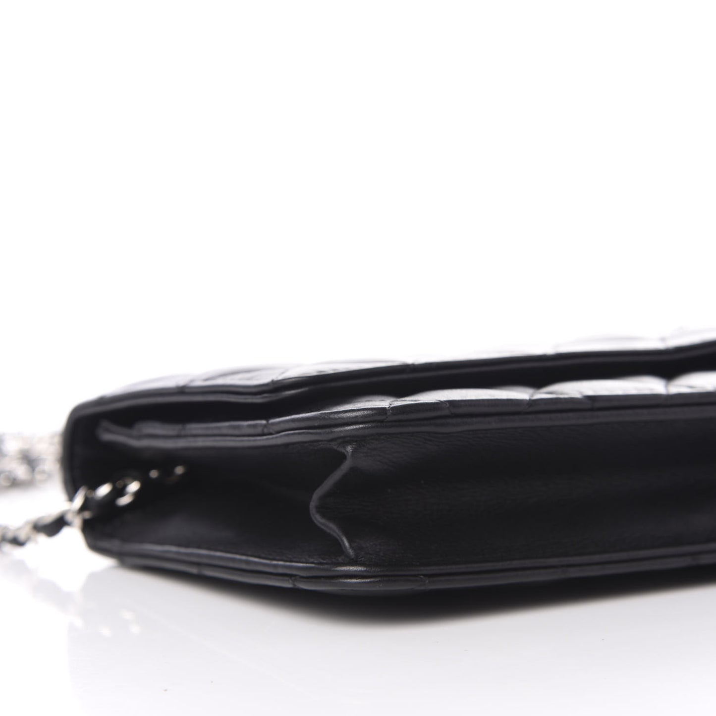 Calfskin Quilted Wallet On Chain WOC Black