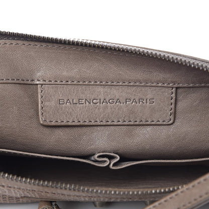 Balenciaga Natte Papier Wristlet Bag Gris Poivre 6 of 7