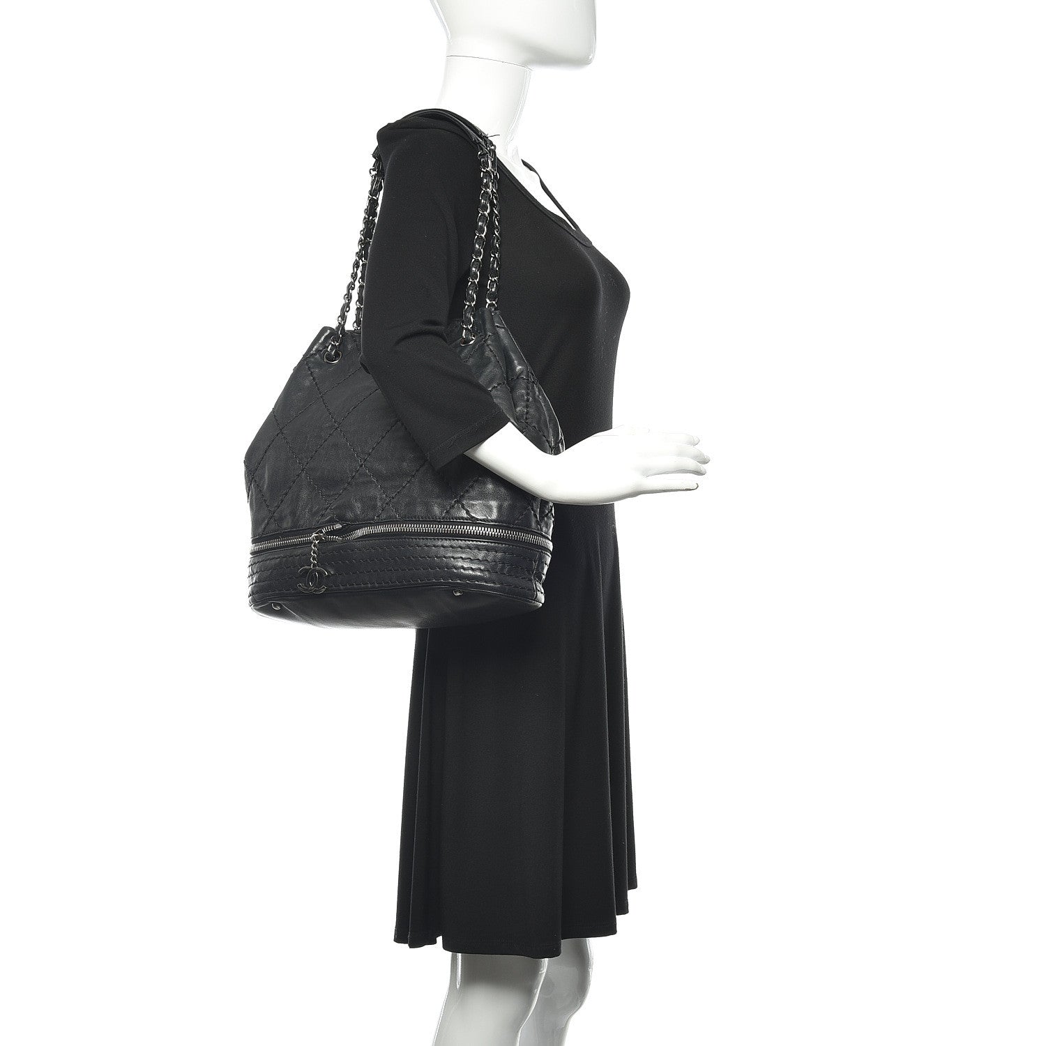 Chanel Lambskin Expandable Tote Black 2 of 15