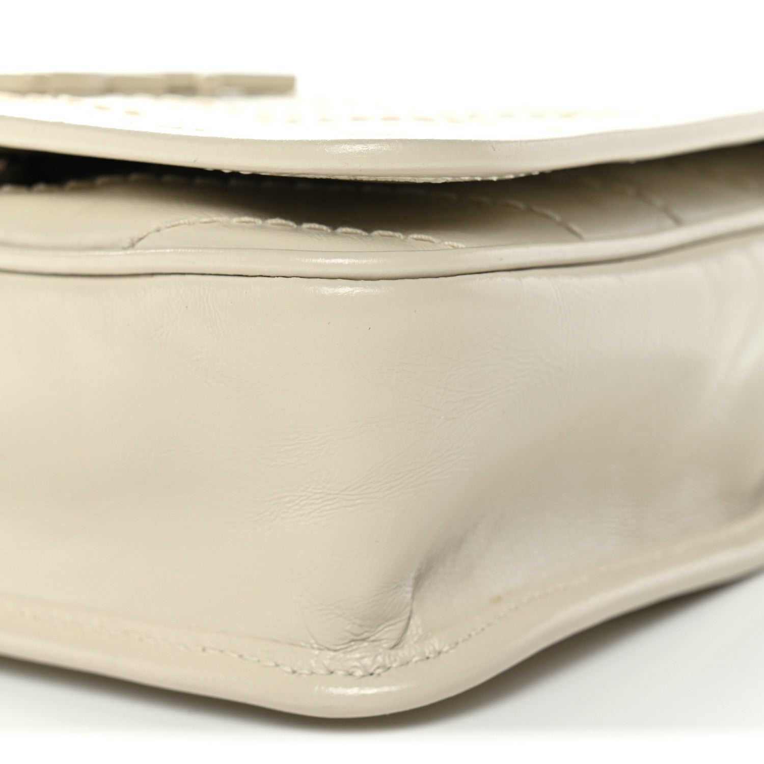 Saint Laurent Crinkled Calfskin Matelasse Monogram Niki Chain Wallet Crema Soft 10 of 10