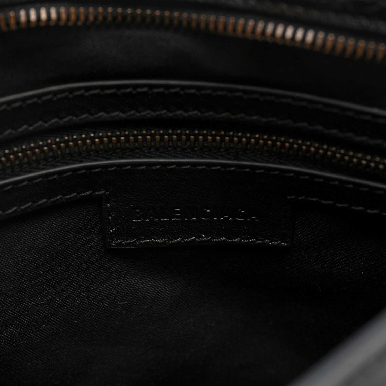 Balenciaga Agneau Arena Classic Hardware Small Le City Black 6 of 9