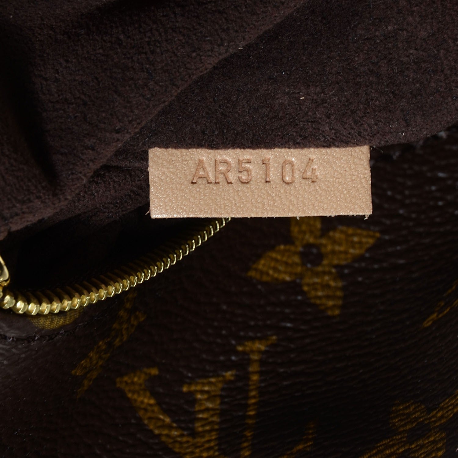 Louis Vuitton Monogram Metis 6 of 9