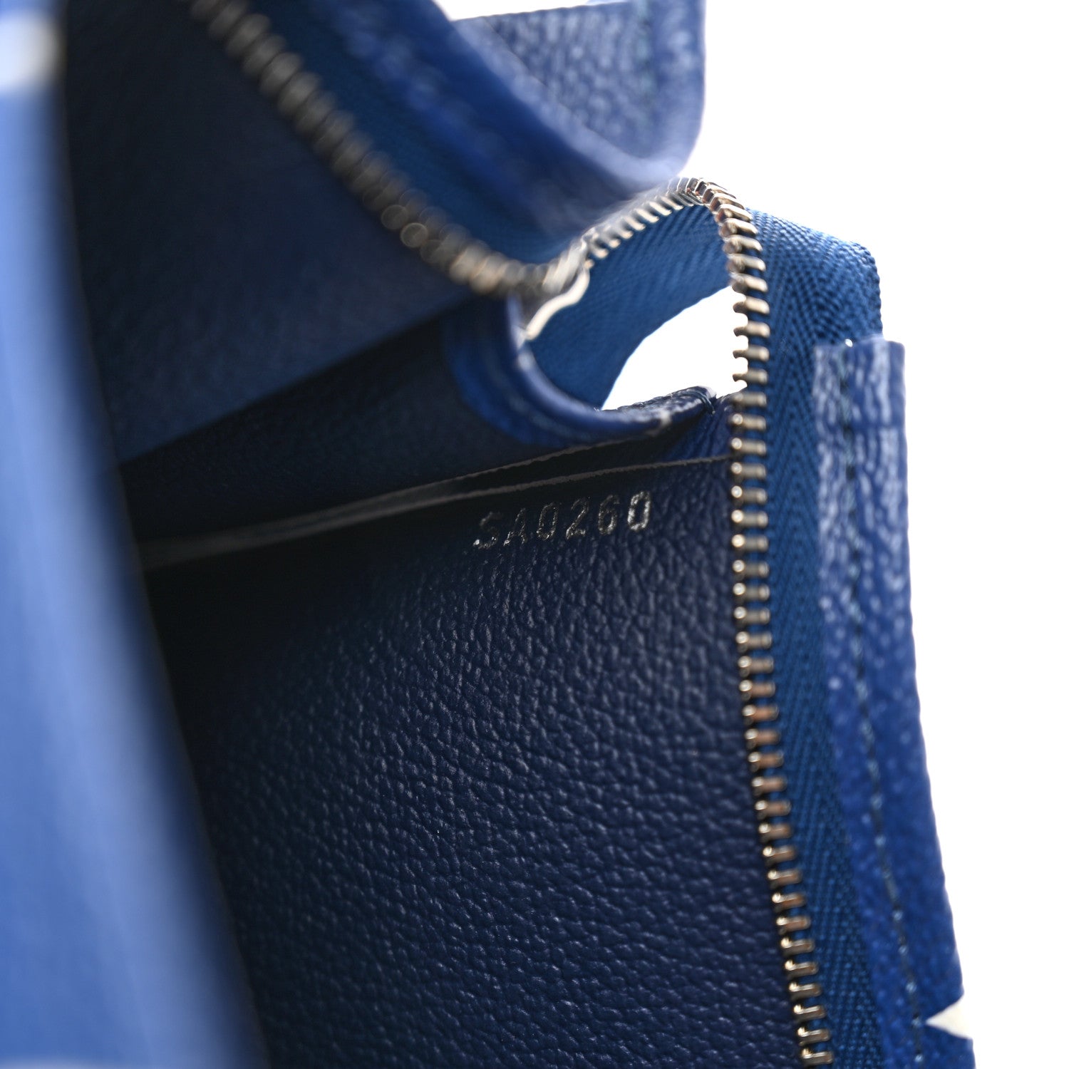 Louis Vuitton Monogram Escale Toiletry Pouch 26 Blue 7 of 8
