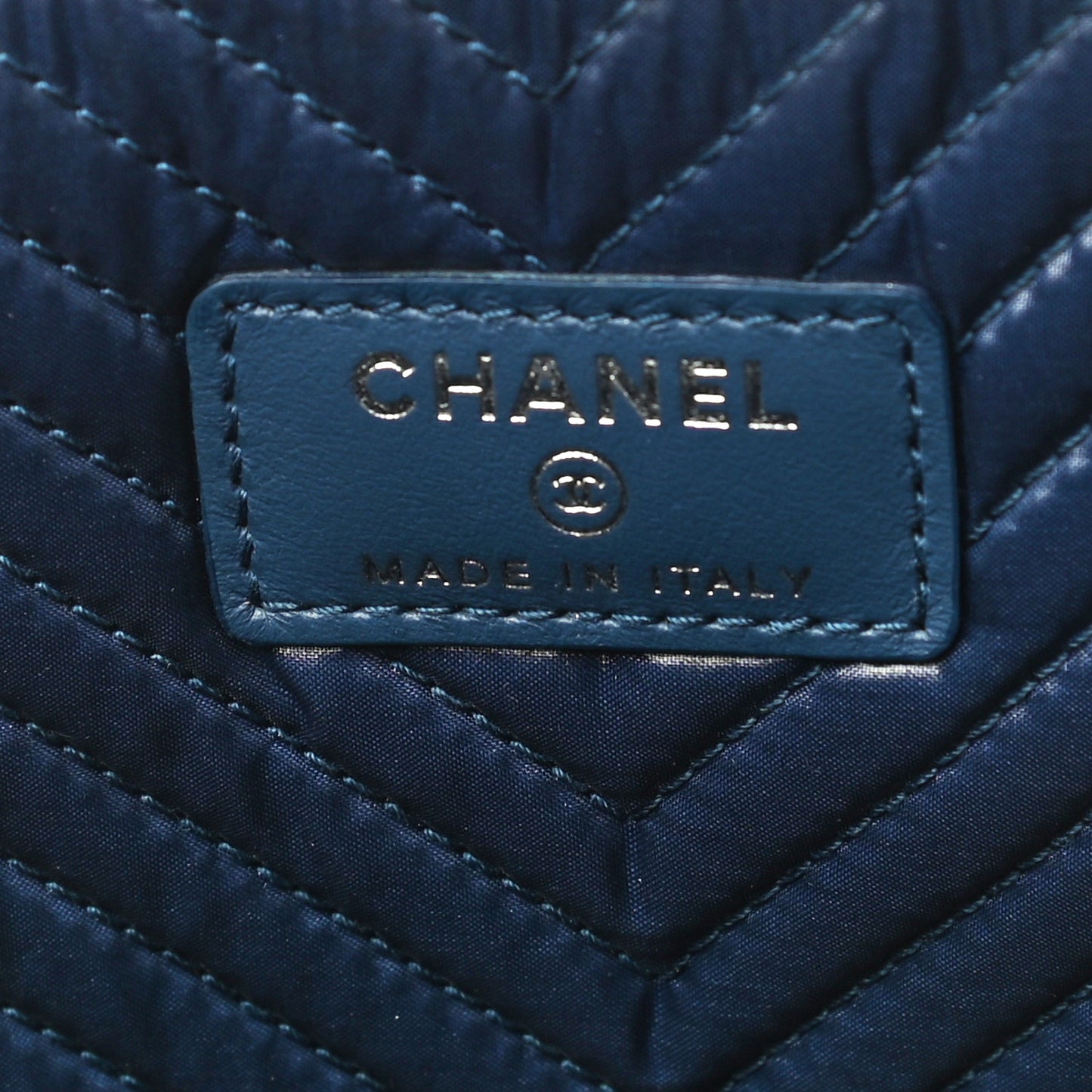 Calfskin Painted Chevron Embossed Large Boy Zip Pouch Green Navy