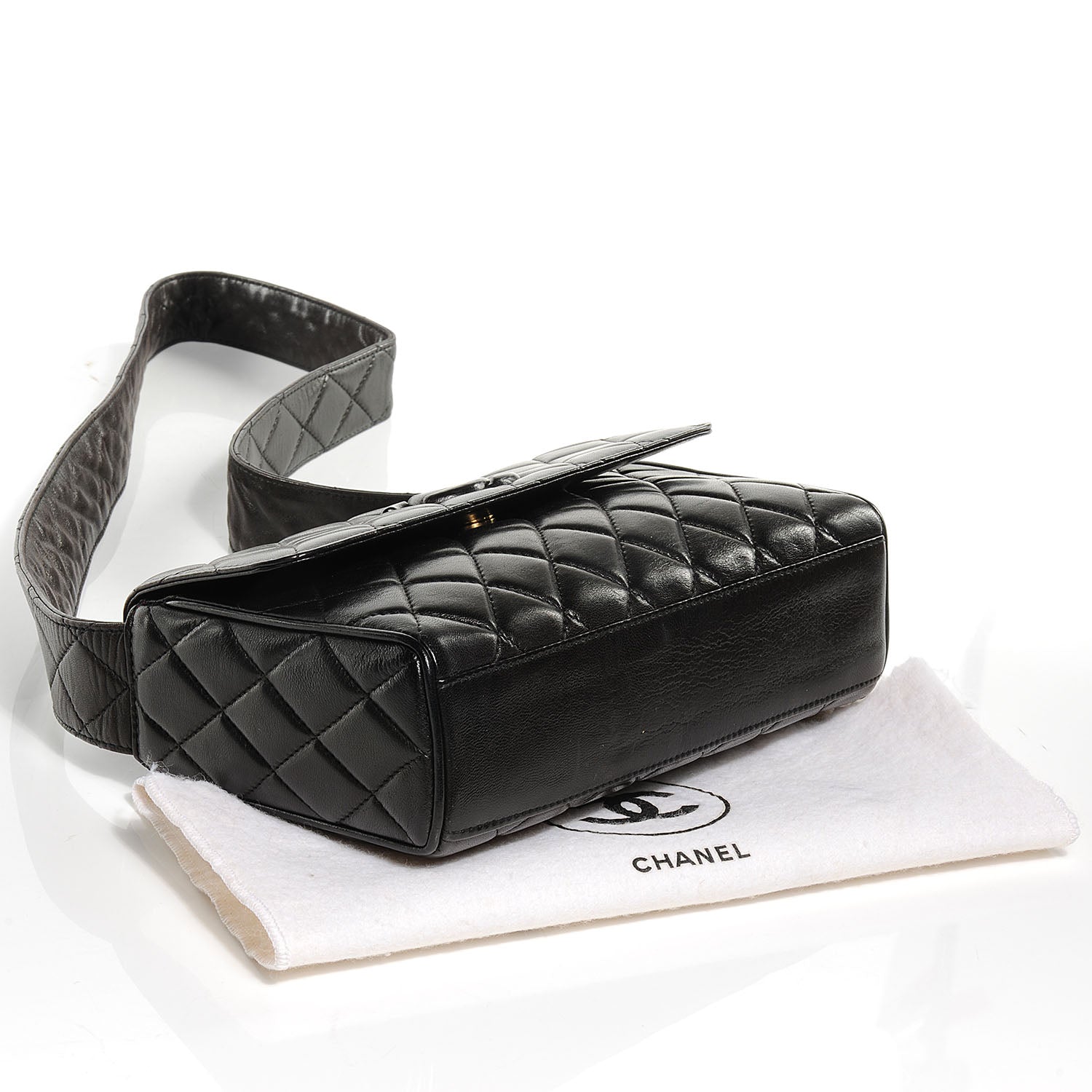 Chanel Lambskin Quilted CC Flap Shoulder Bag Black 4 of 8