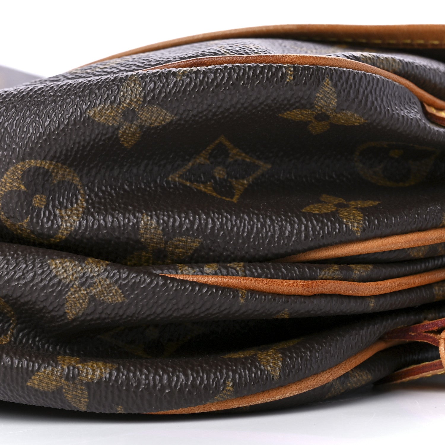Louis Vuitton Monogram Saumur 30 9 of 10