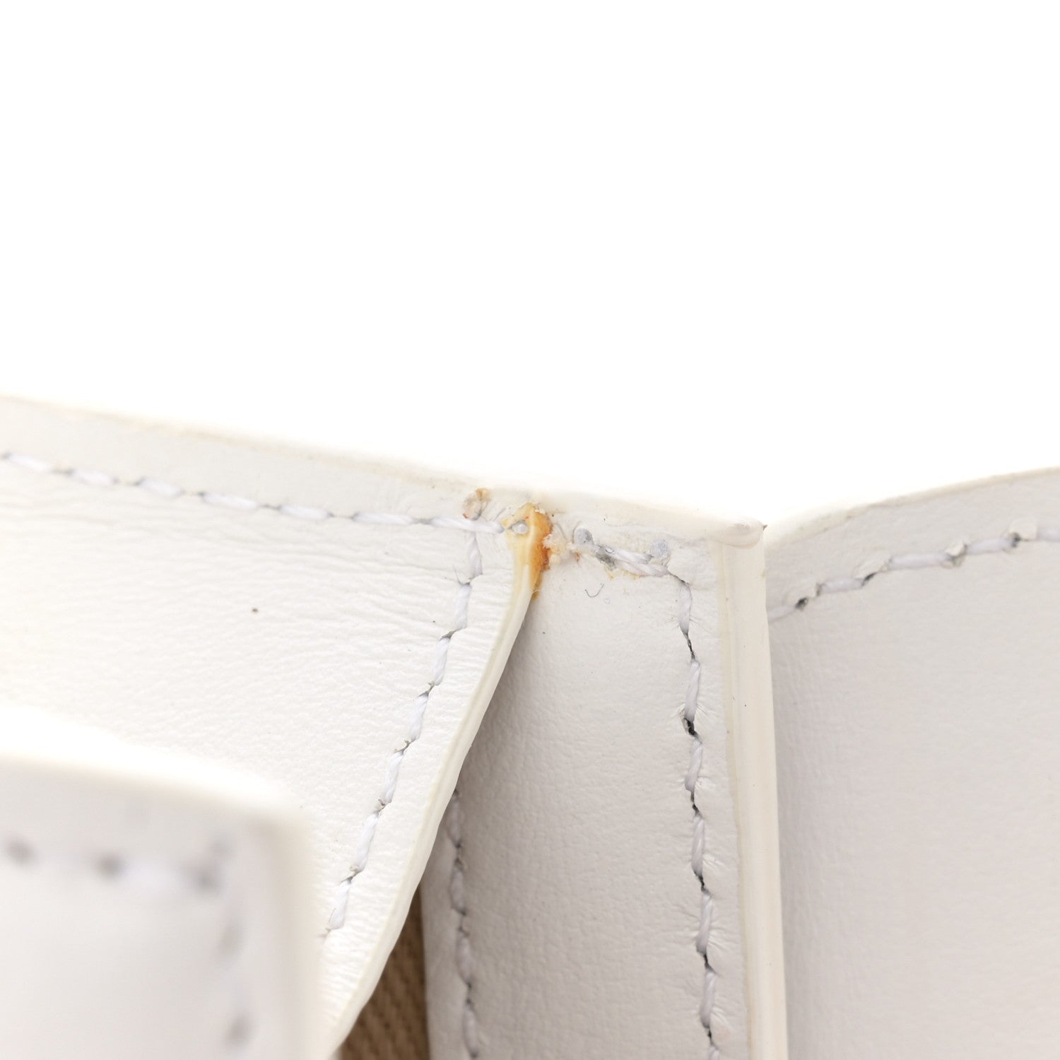 Jacquemus Smooth Calfskin Le Chiquito White 10 of 13
