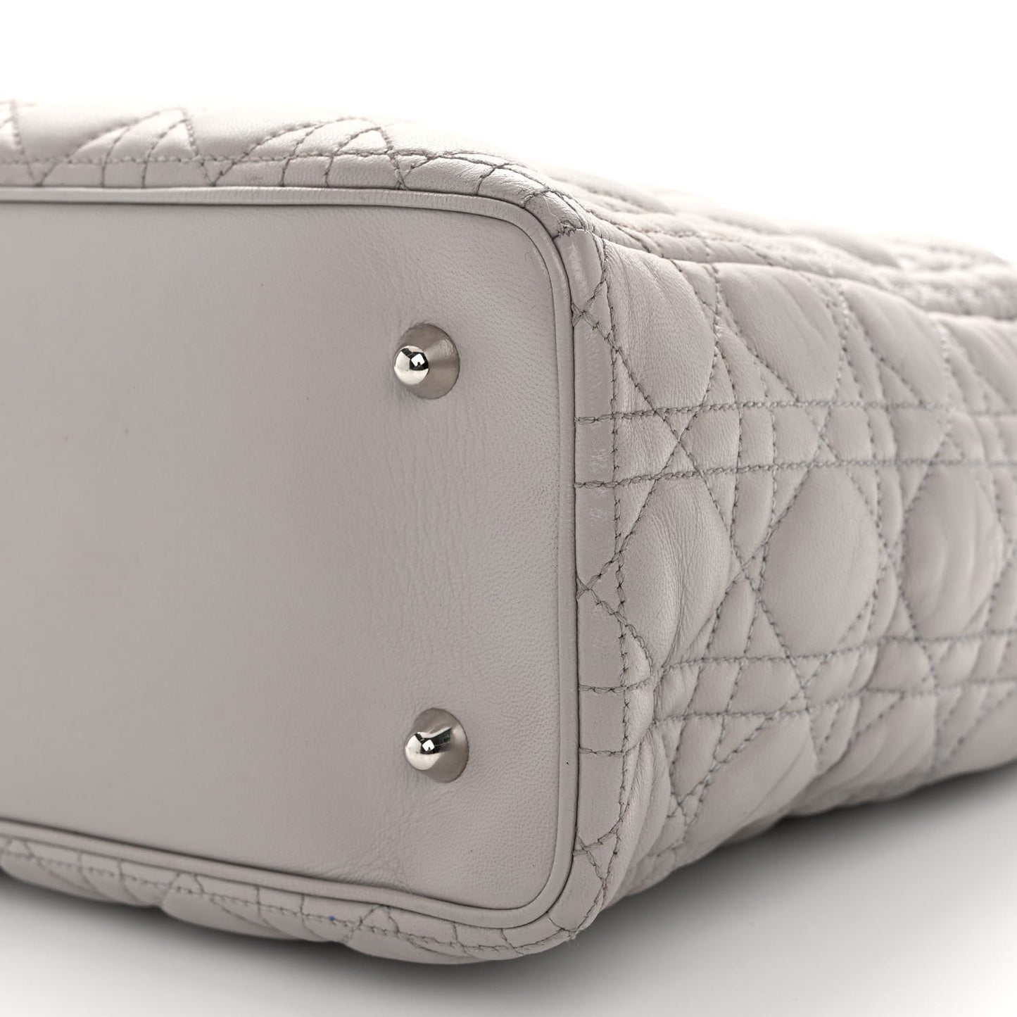 Lambskin Cannage XL Lady Dior Light Grey