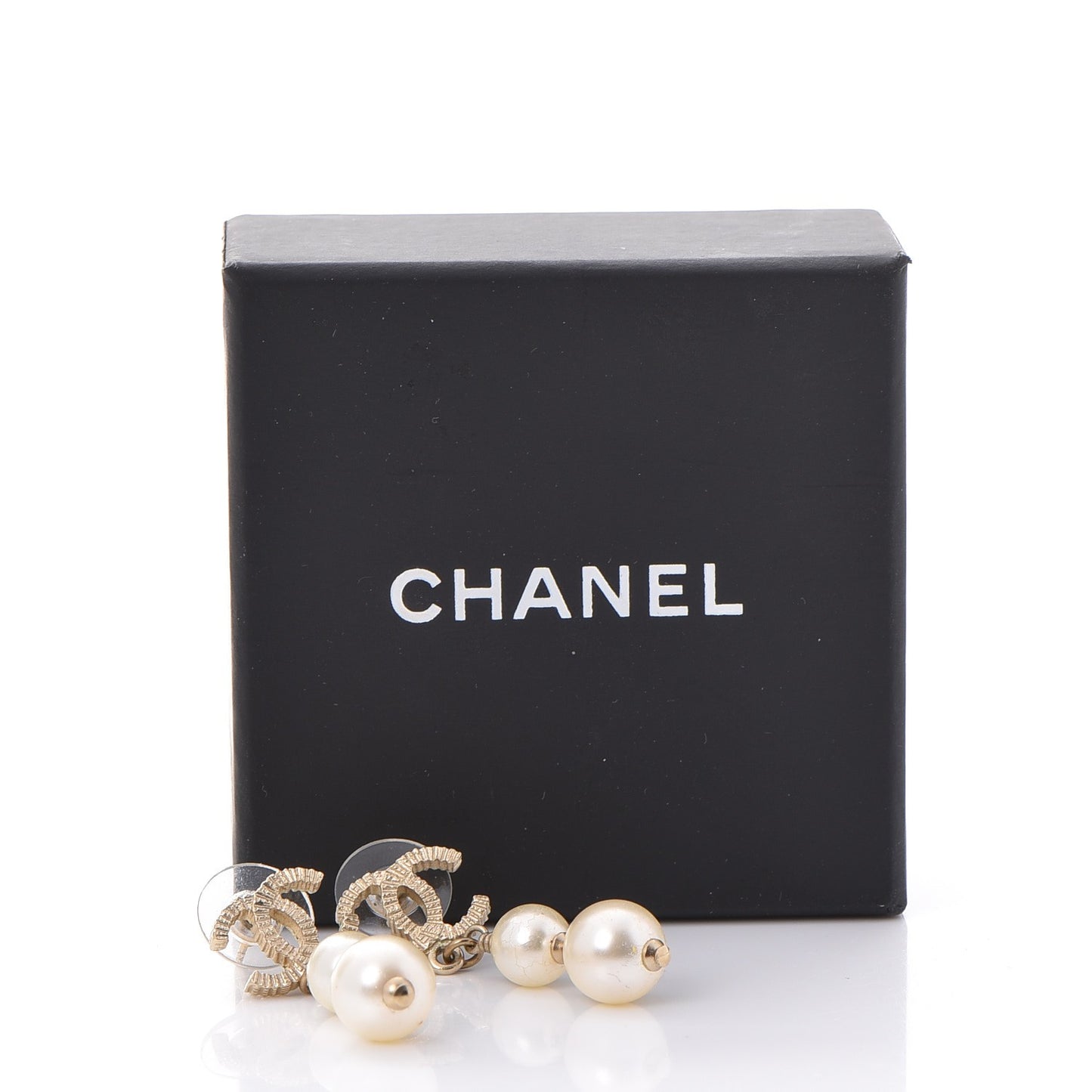Pearl CC Drop Earrings Gold