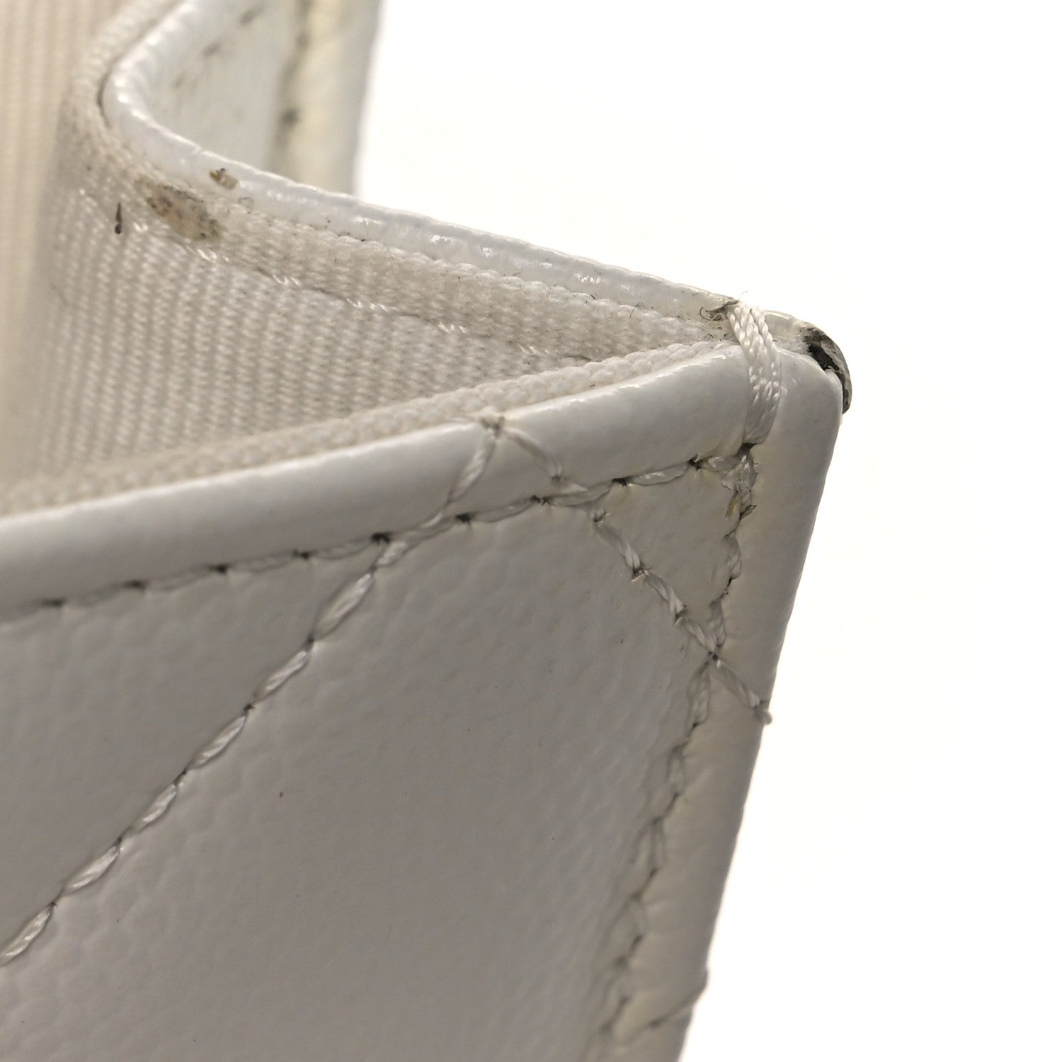Chanel Caviar Quilted Enamel Coco Clutch With Chain White 20 of 24