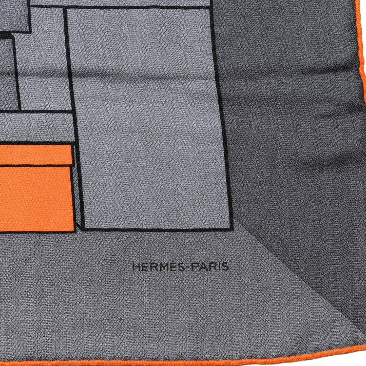 Cashmere Silk Lettres en Boite Scarf 140 Anthracite Orange Gris