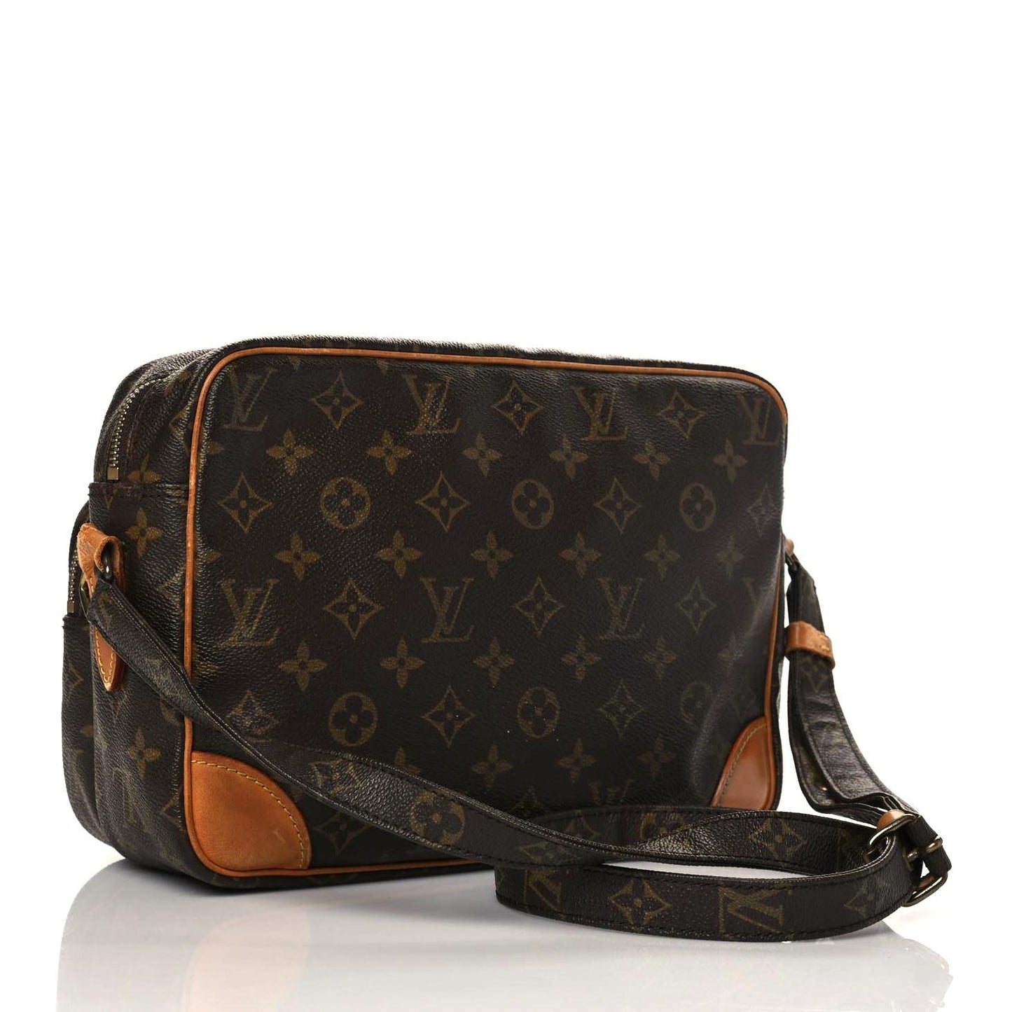 Monogram Nil 28