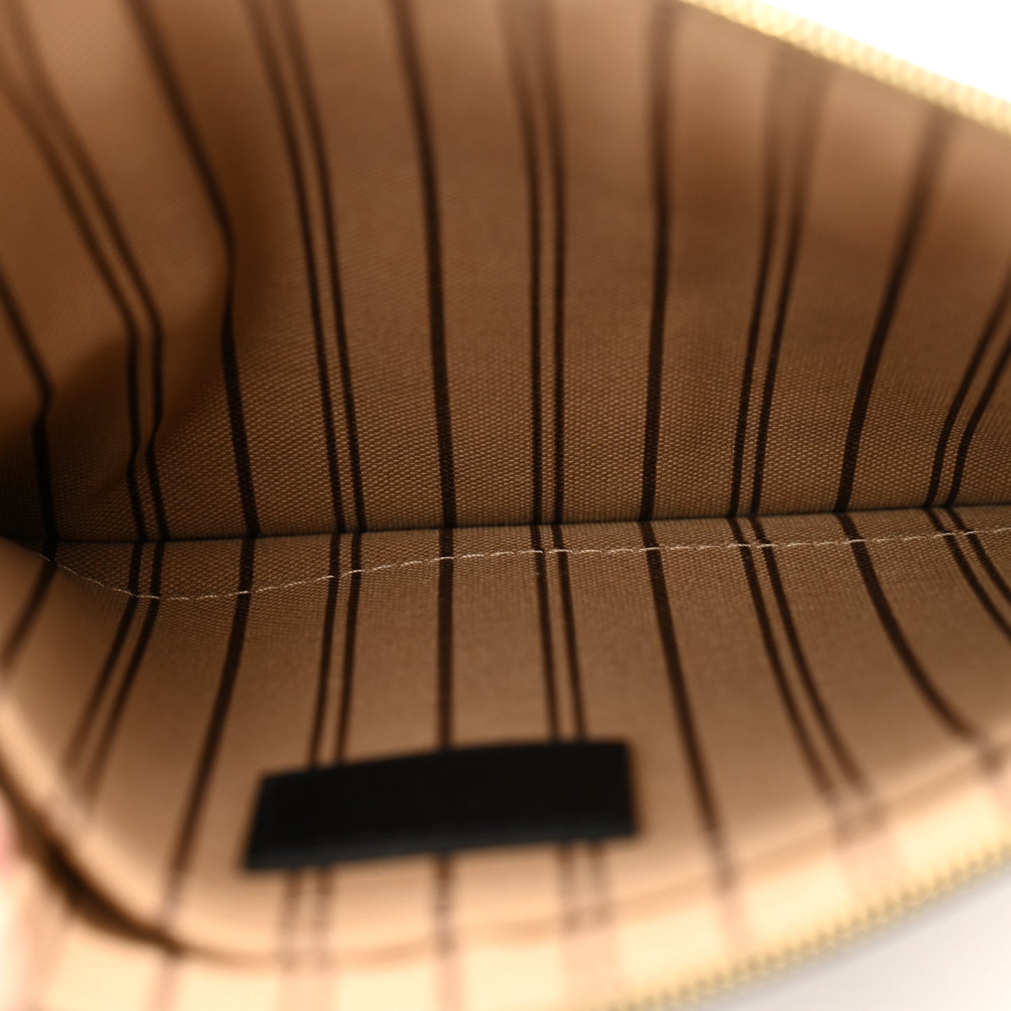 X LOL Monogram Neverfull MM GM Pochette Gold Silver