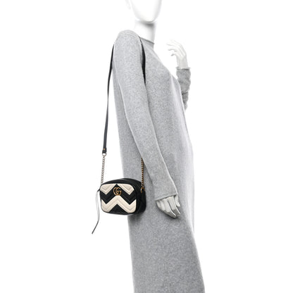 Gucci Calfskin Matelasse Mini GG Marmont Chain Shoulder Bag Black White 2 of 11