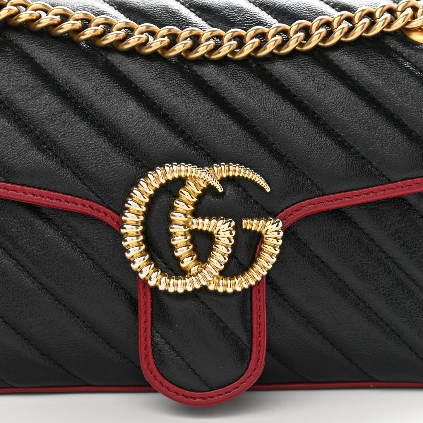 Vintage Effect Calfskin Matelasse Diagonal Small Torchon GG Marmont Shoulder Bag Black Romantic Cherry