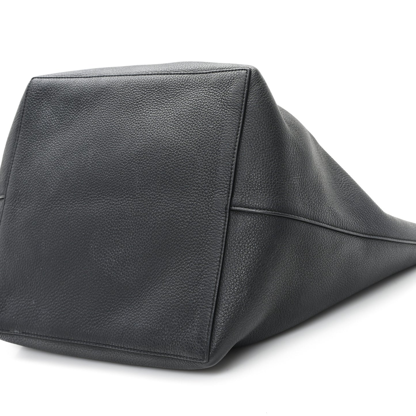 Grained Calfskin Park Tote Three Black