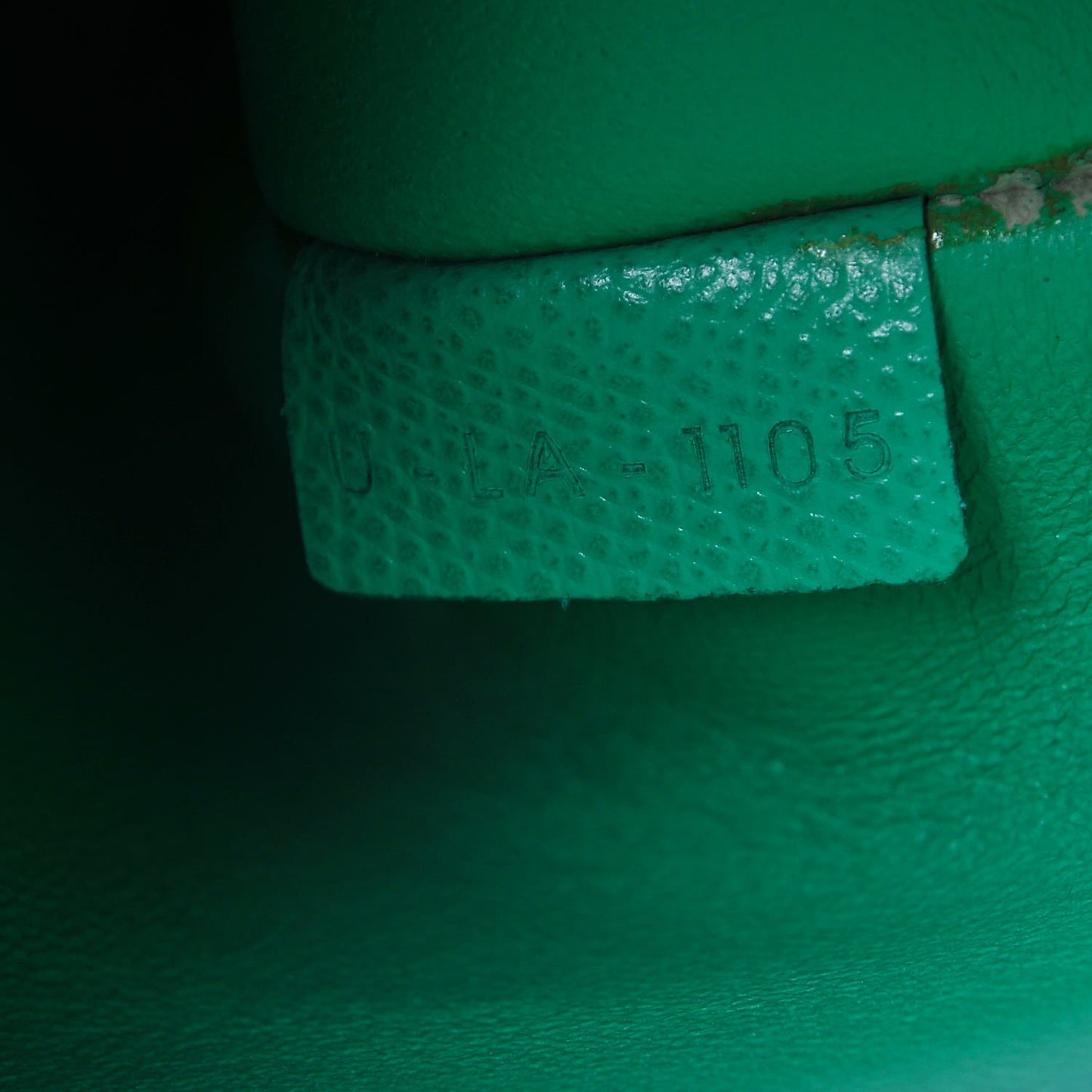 Grained Calfskin Small Horizontal Cabas Phantom Mint