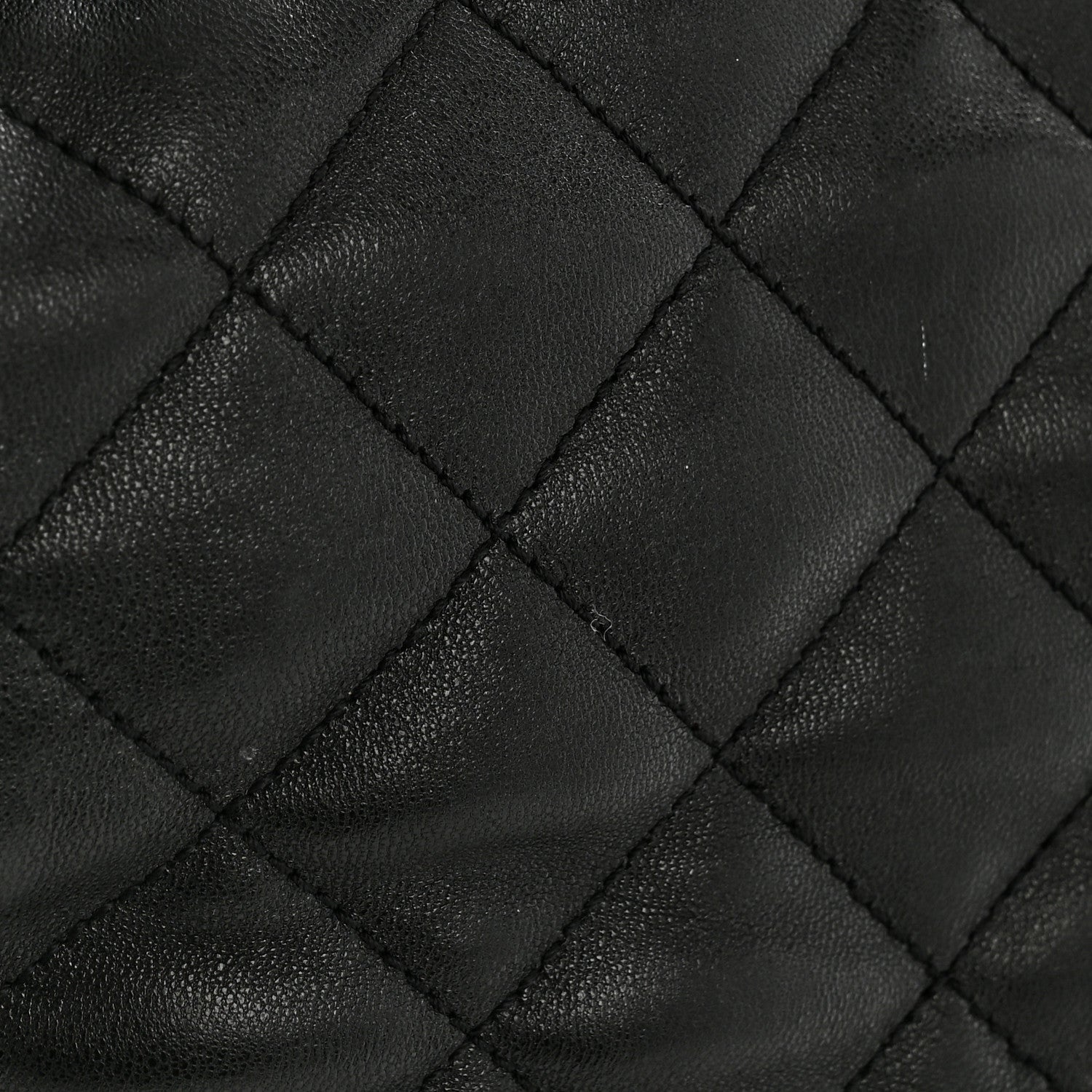 Saint Laurent Lambskin Quilted Maxi Icare Shopping Tote Black 17 of 18