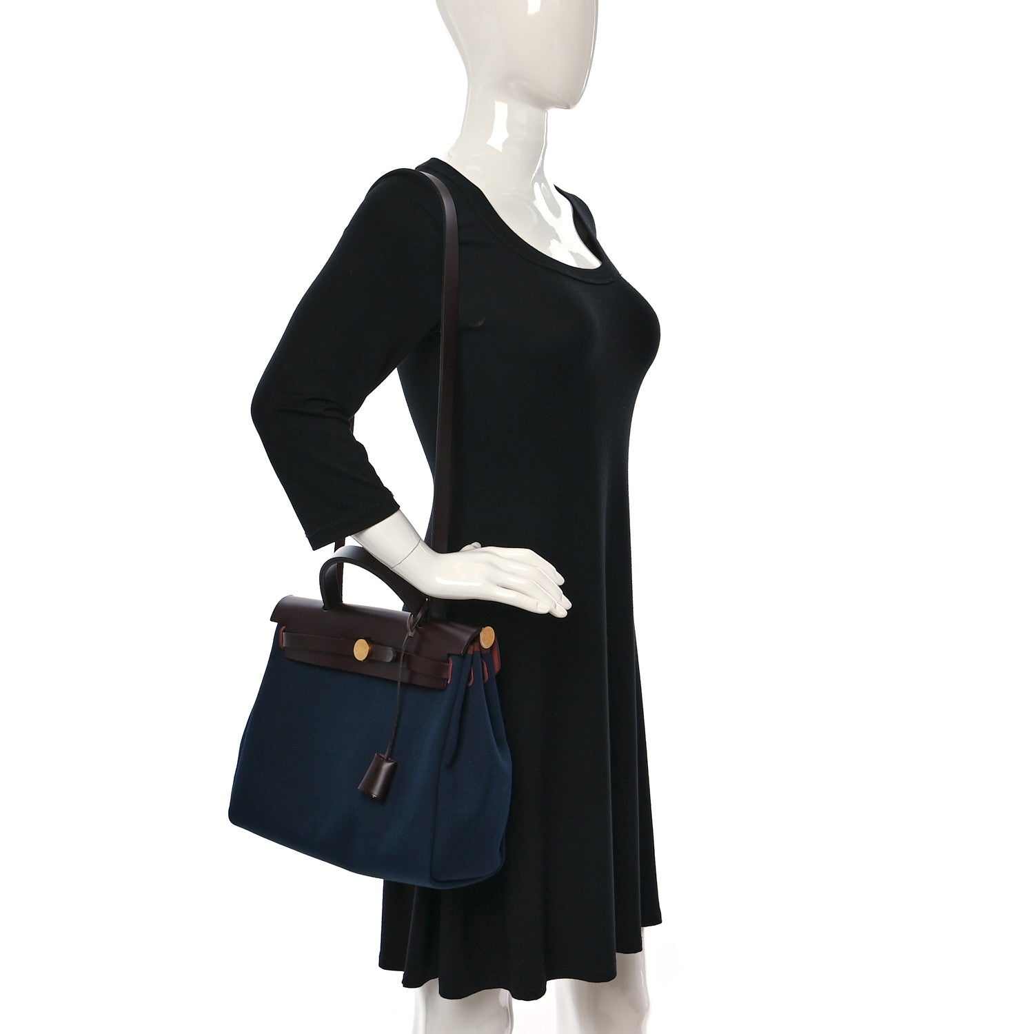 Hermes Toile Militaire Vache Hunter Herbag Zip Retourne 31 PM Rouge Sellier Bleu Marine 2 of 10