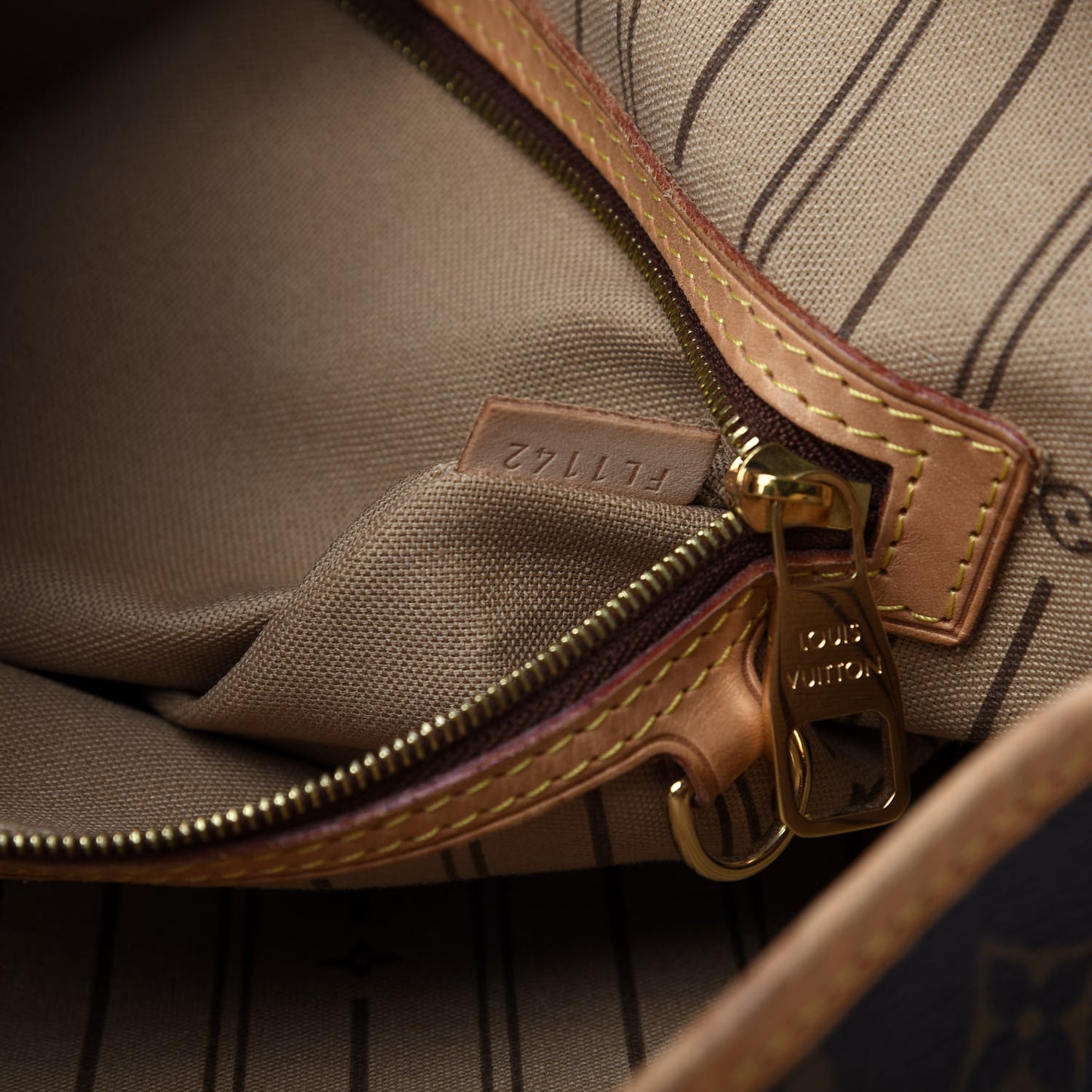 Monogram Delightful GM